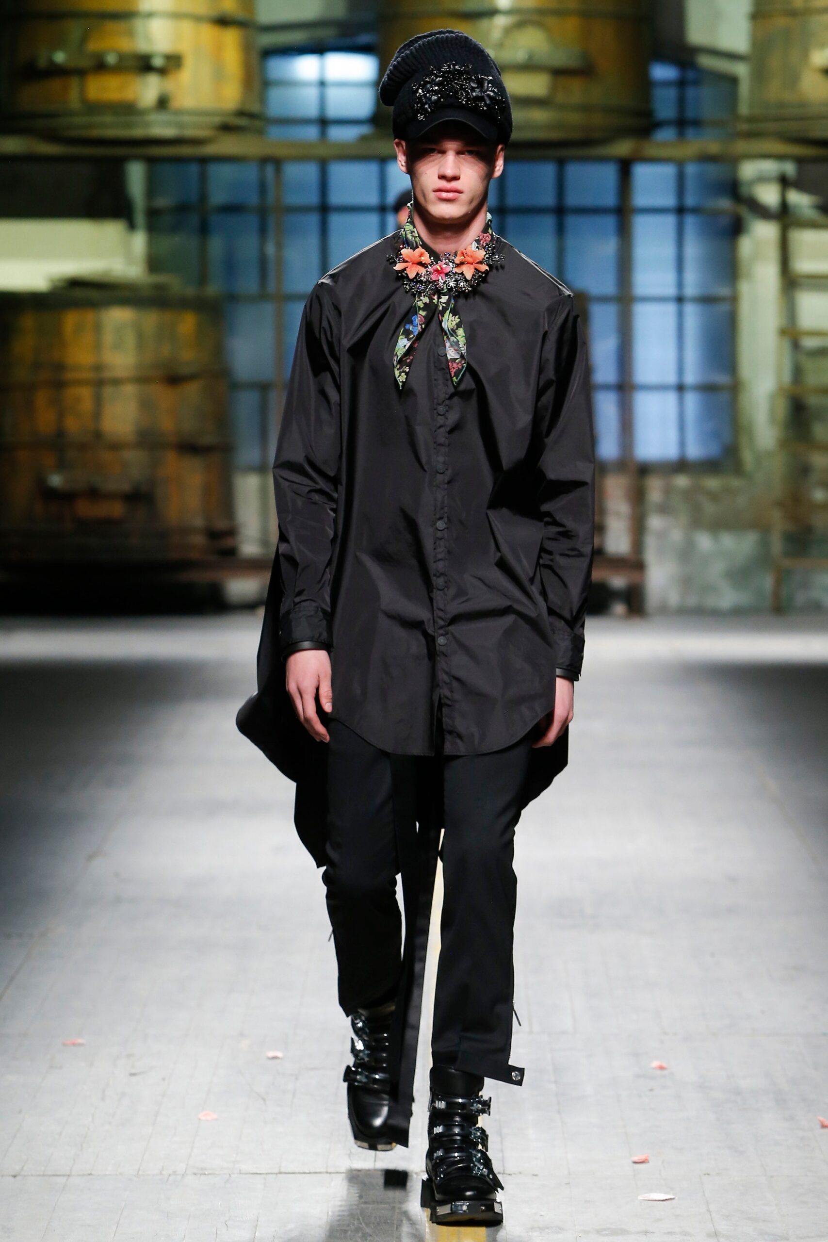 Dsquared2 F/W 17 Menswear Look 12