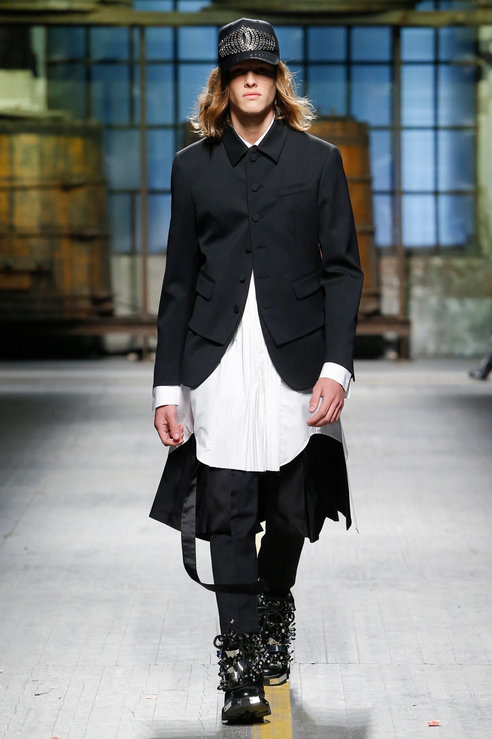 Dsquared2 F/W 17 Menswear Look 26