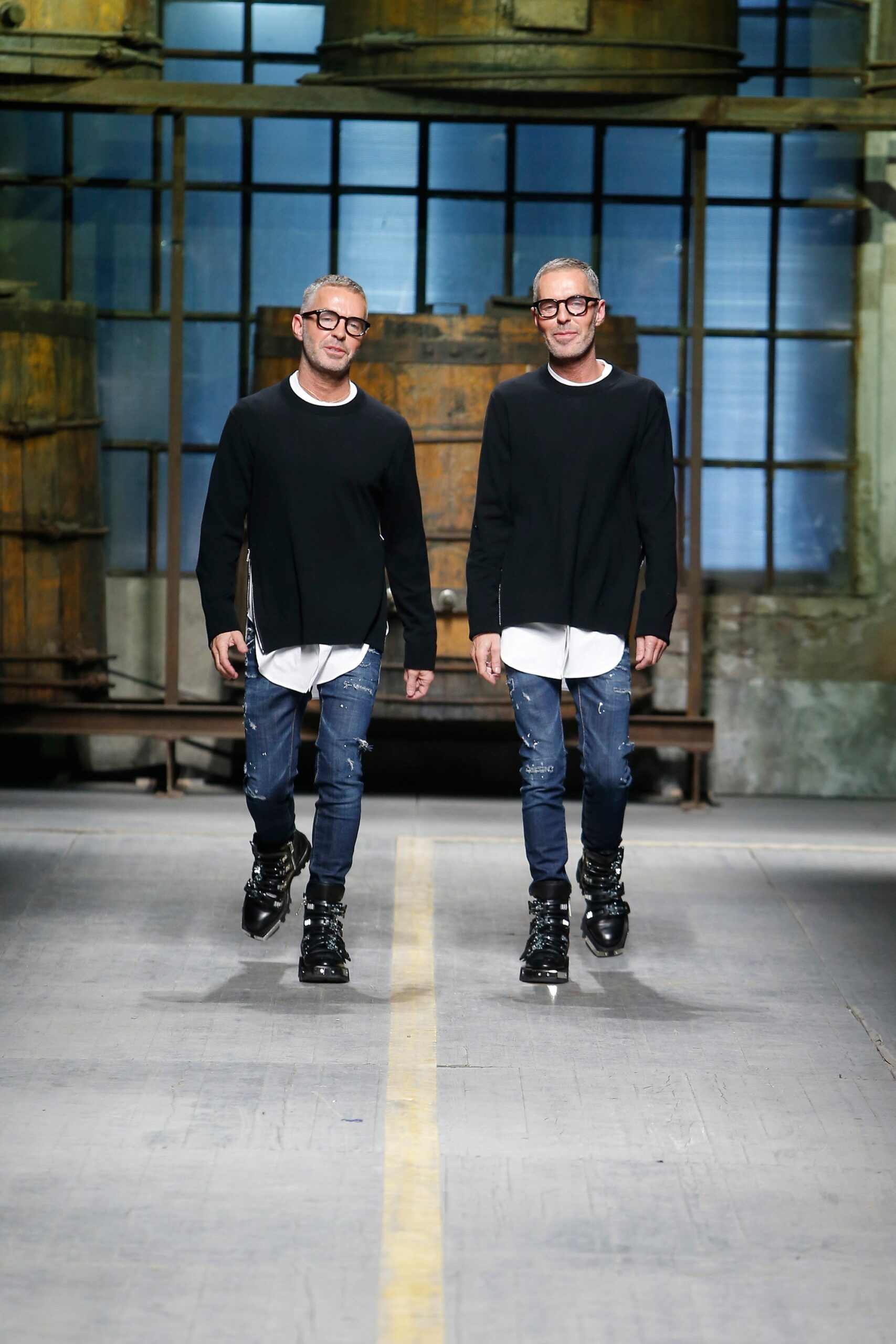 Dsquared2 F/W 17 Menswear Look 29