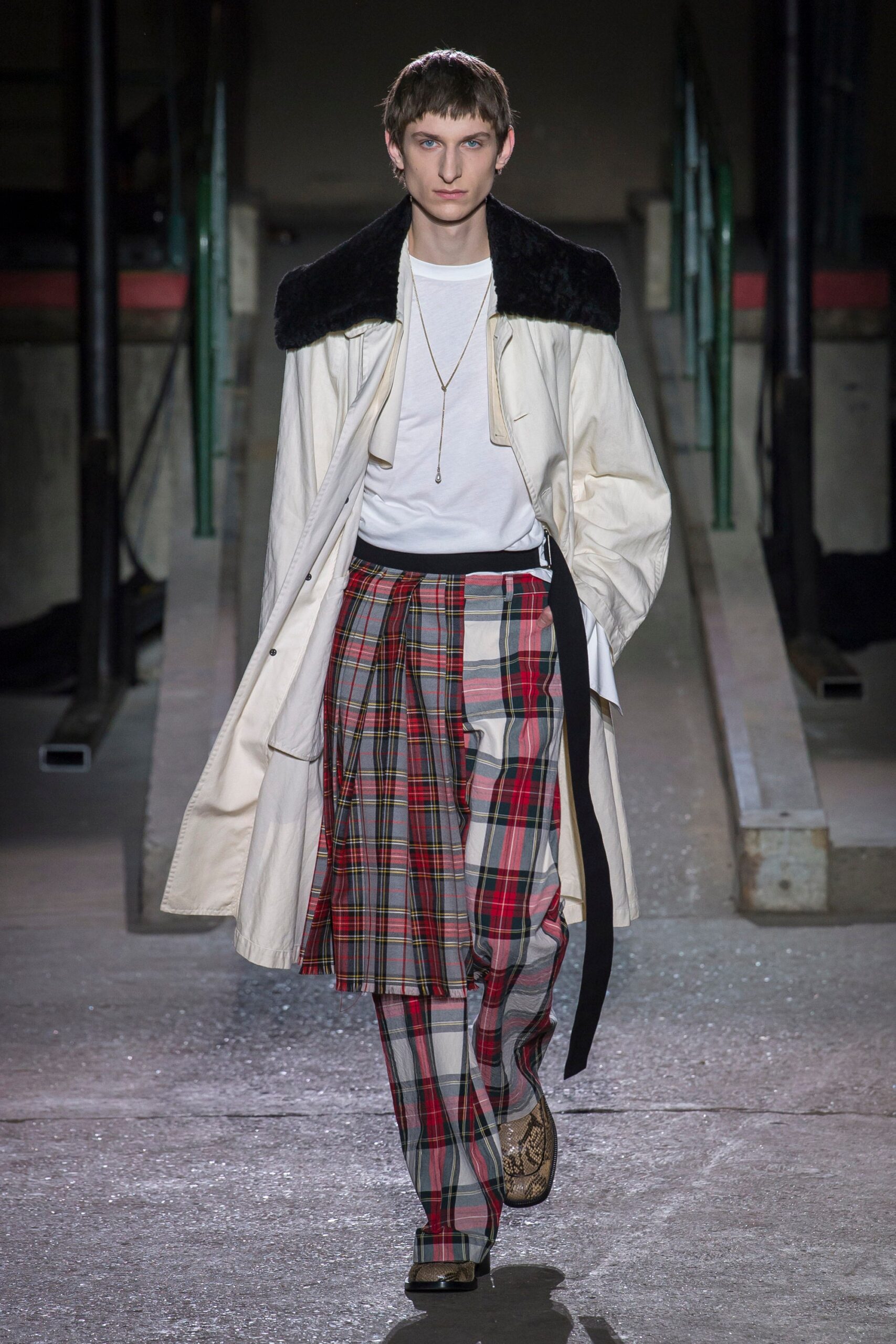Dries Van Noten F/W 18 Menswear Look 7