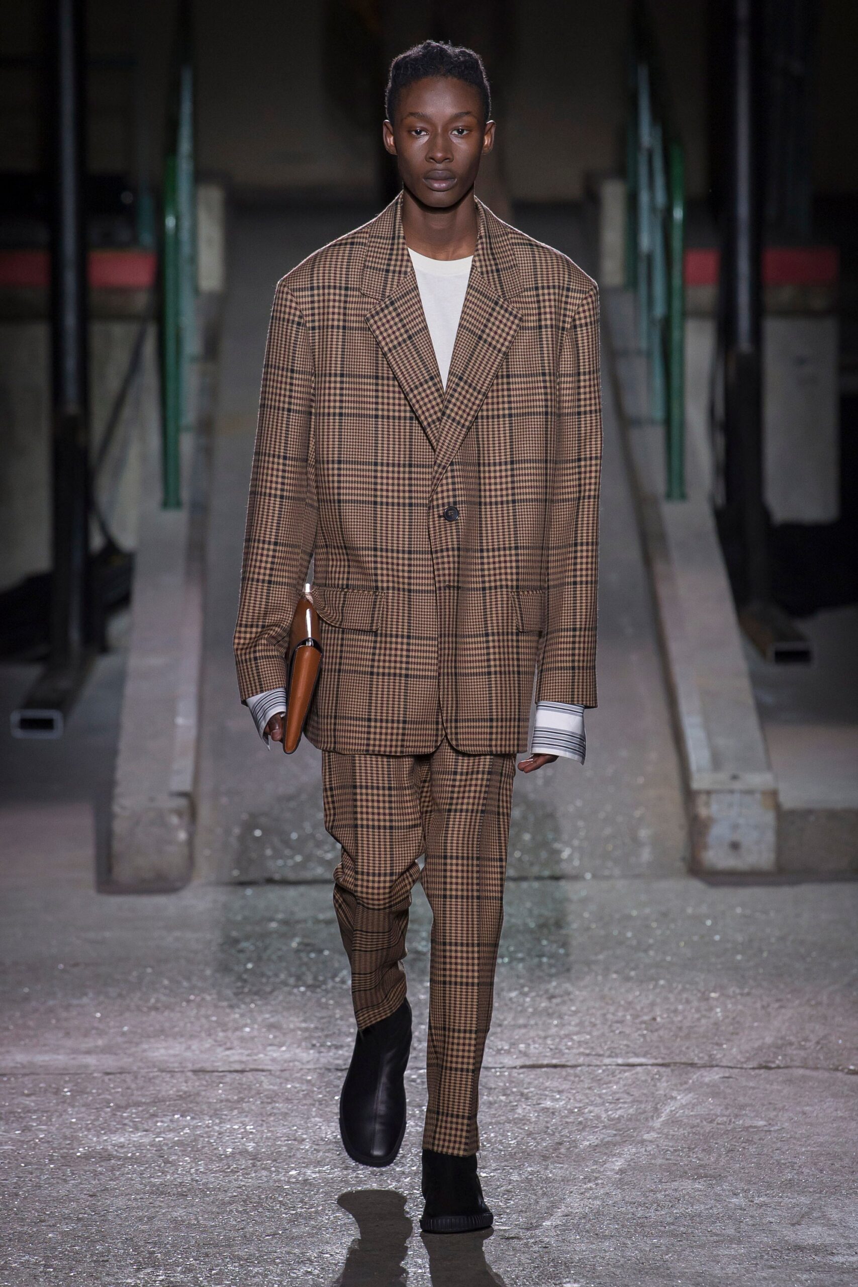 Dries Van Noten F/W 18 Menswear Look 13