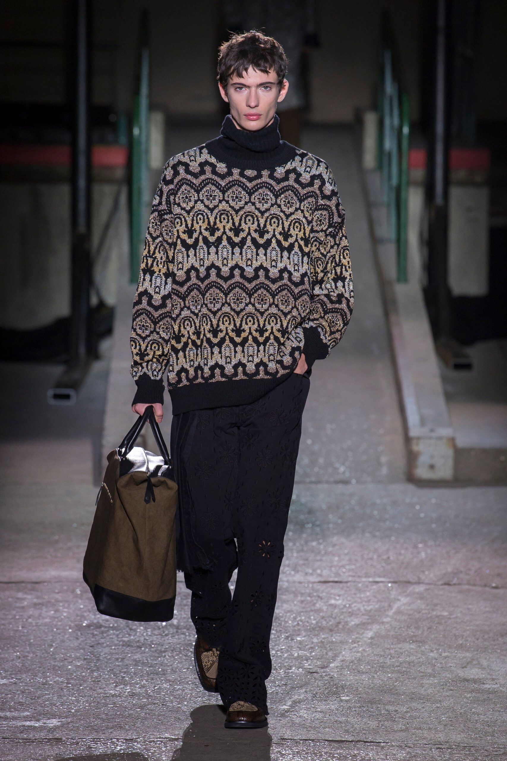 Dries Van Noten F/W 18 Menswear Look 27