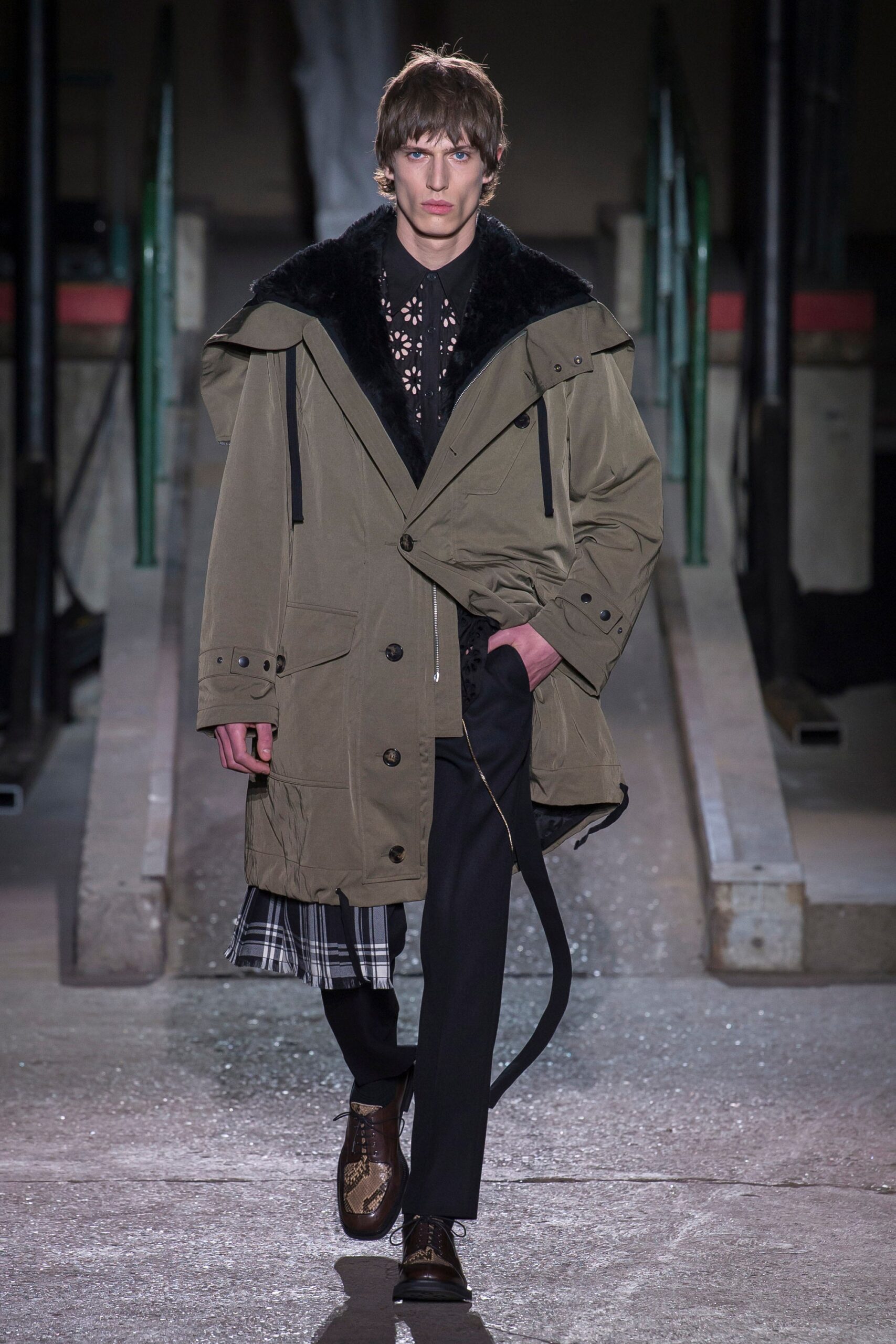 Dries Van Noten F/W 18 Menswear Look 29