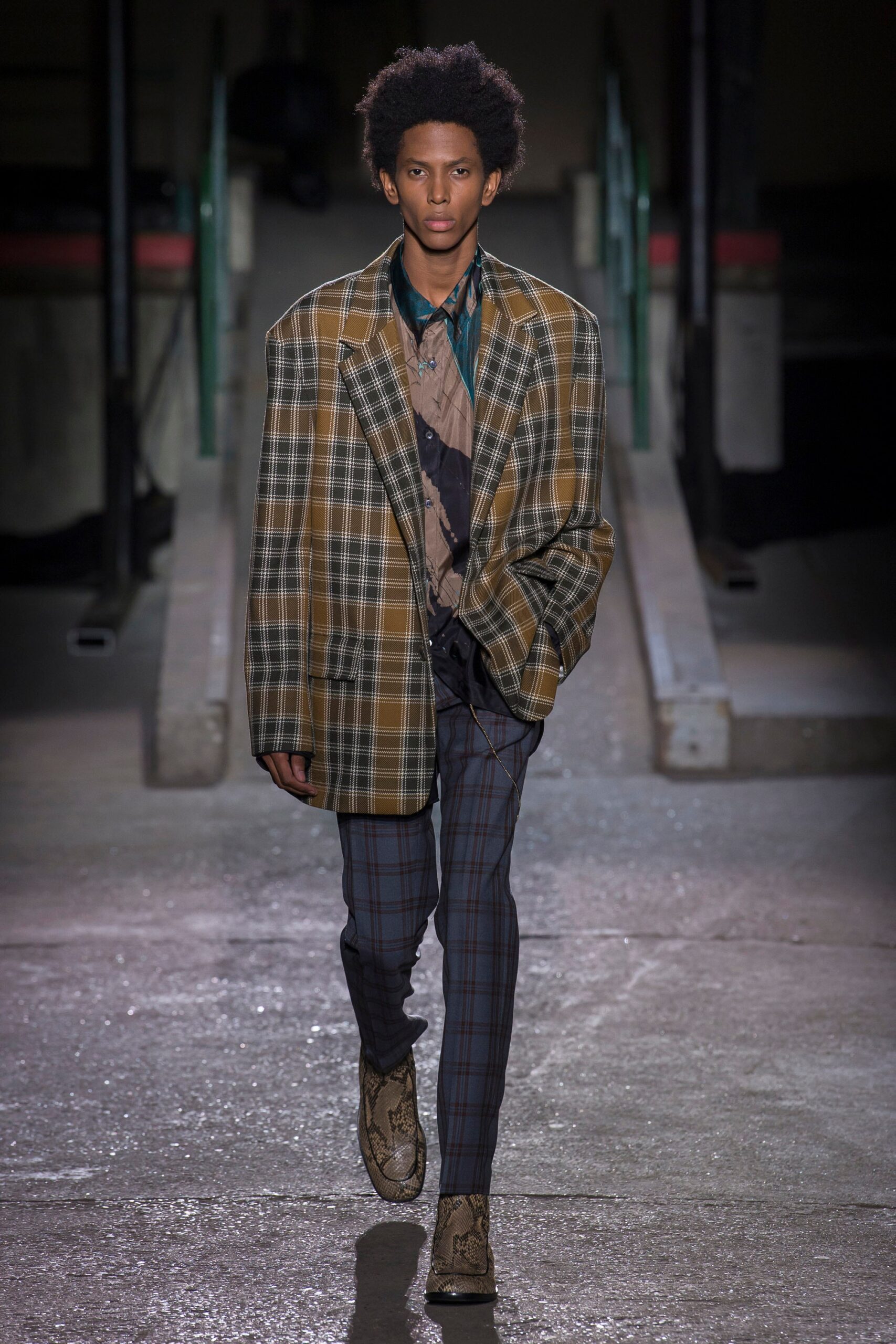 Dries Van Noten F/W 18 Menswear Look 32