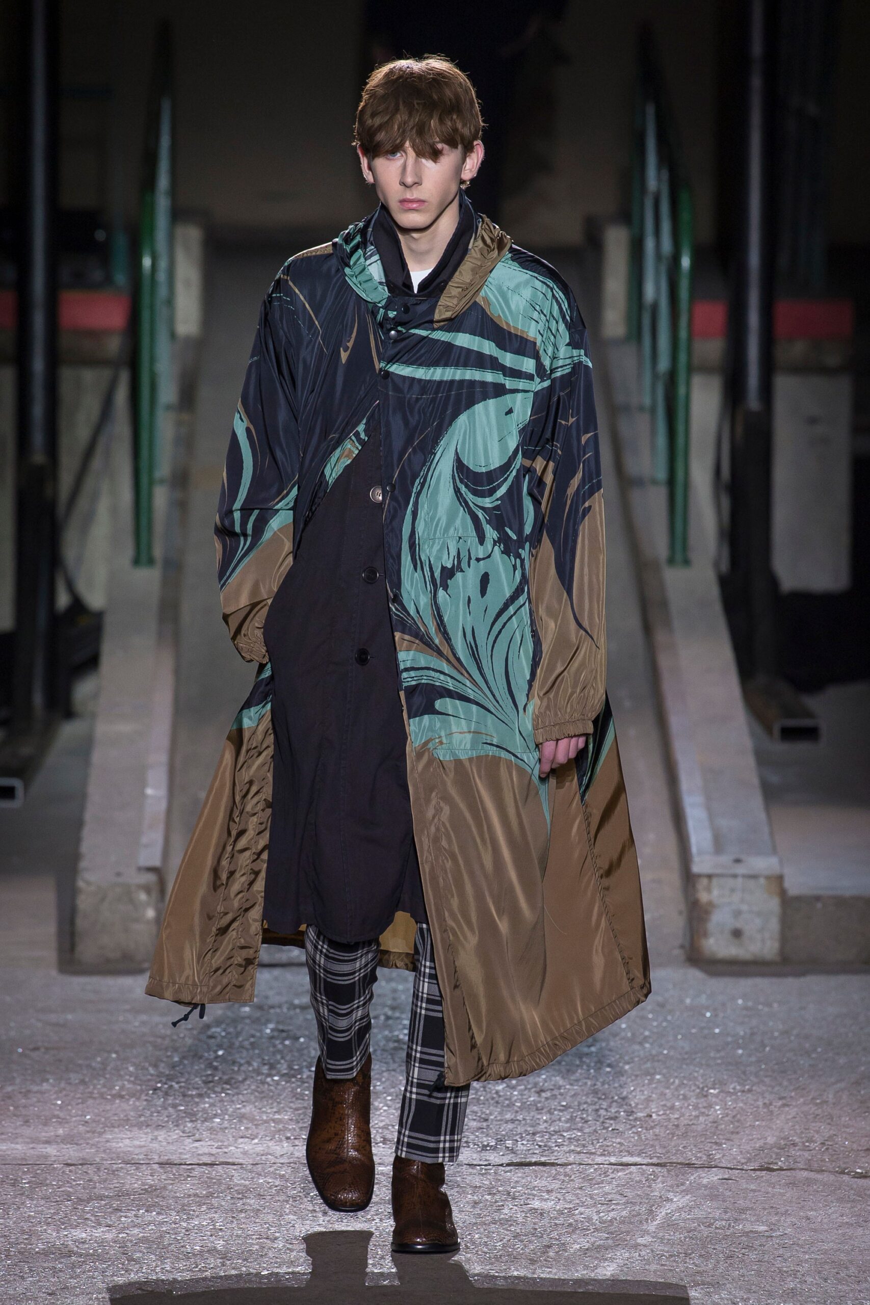 Dries Van Noten F/W 18 Menswear Look 36
