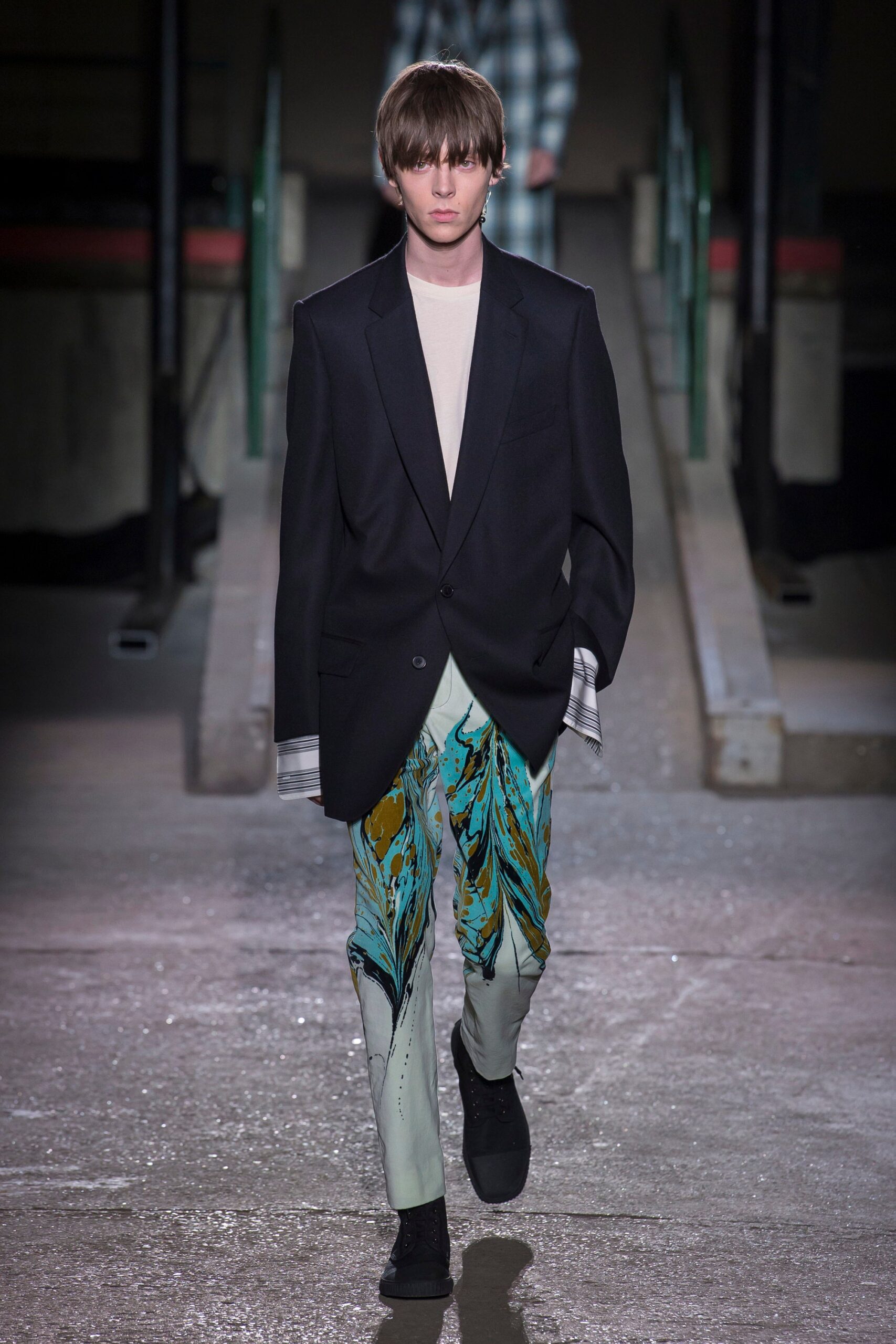 Dries Van Noten F/W 18 Menswear Look 38