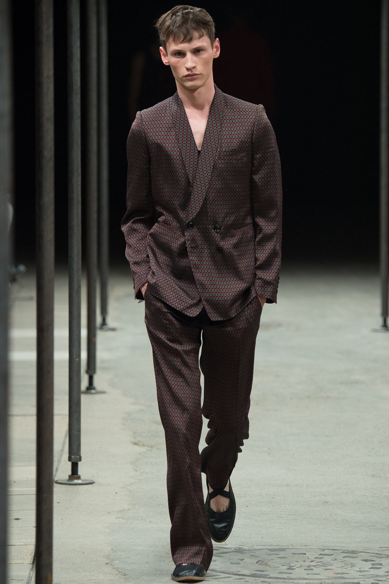 Dries Van Noten S/S 15 Menswear Look 33