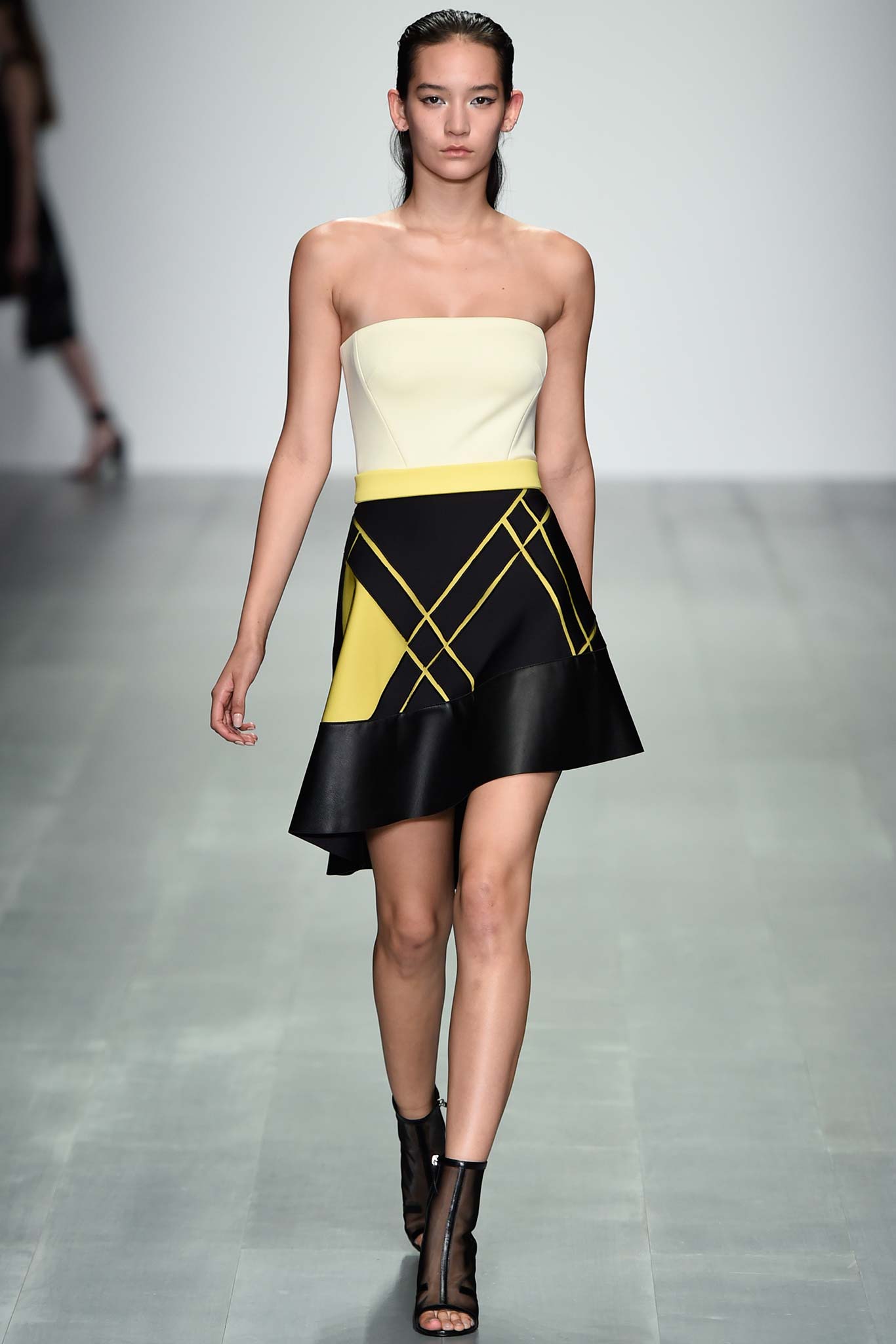 David Koma S/S 15 Look 58