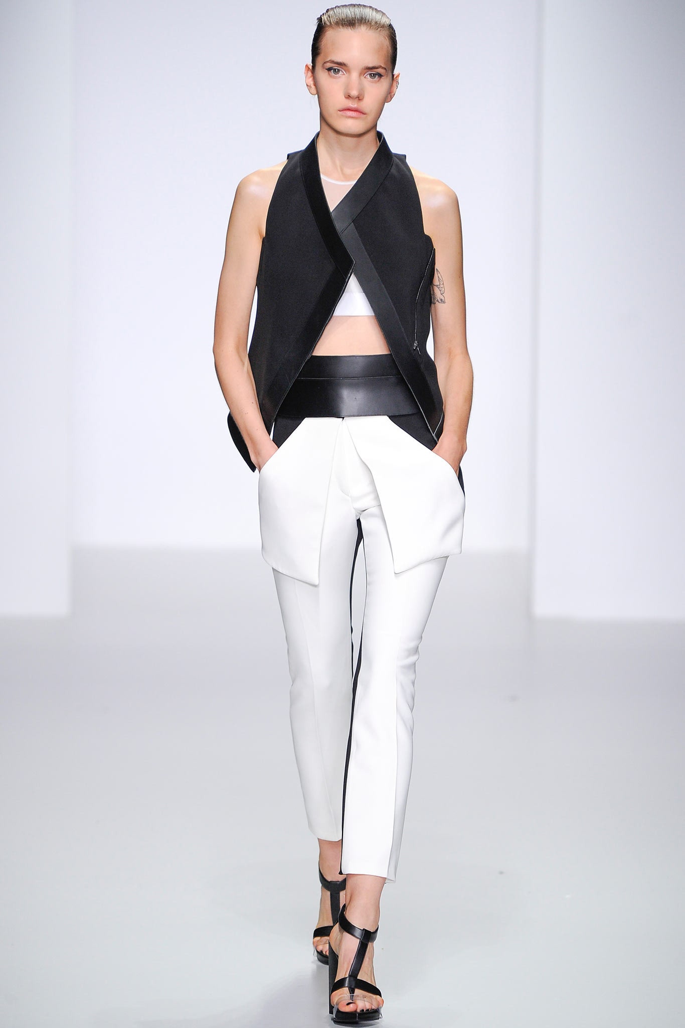 David Koma S/S 14 Look 30