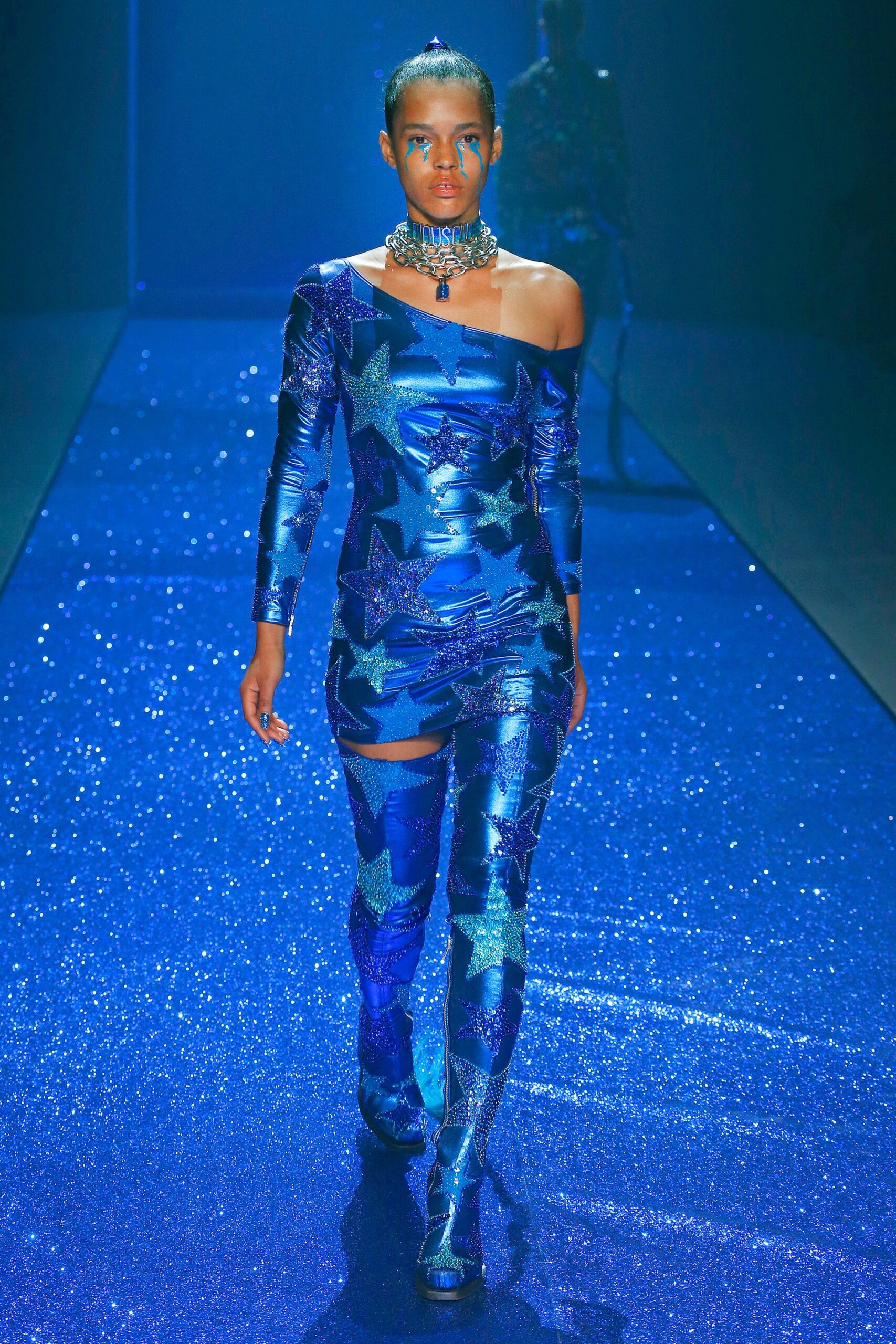 Discount Universe Australia Resort 17 Look 4