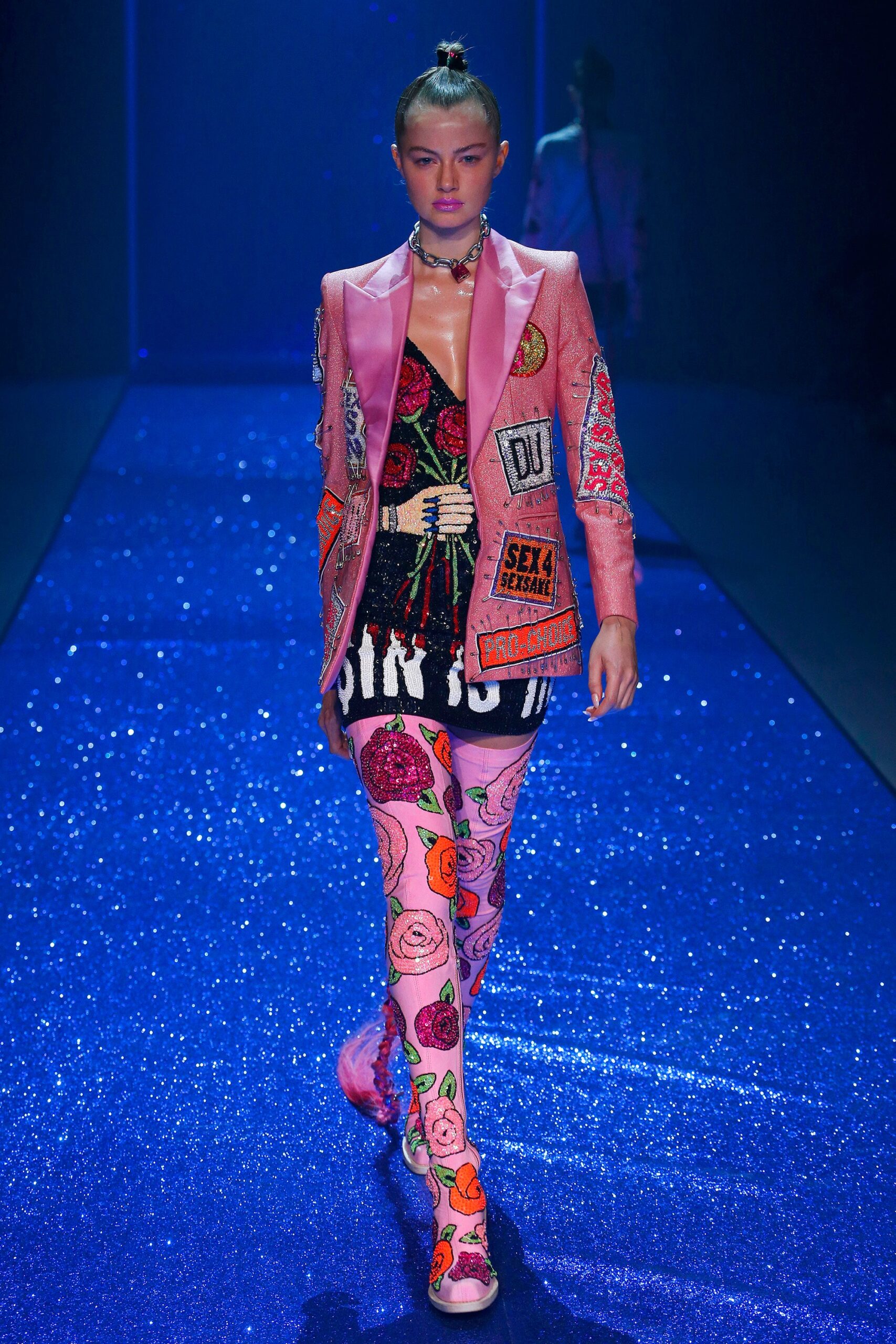 Discount Universe Australia Resort 17 Look 19
