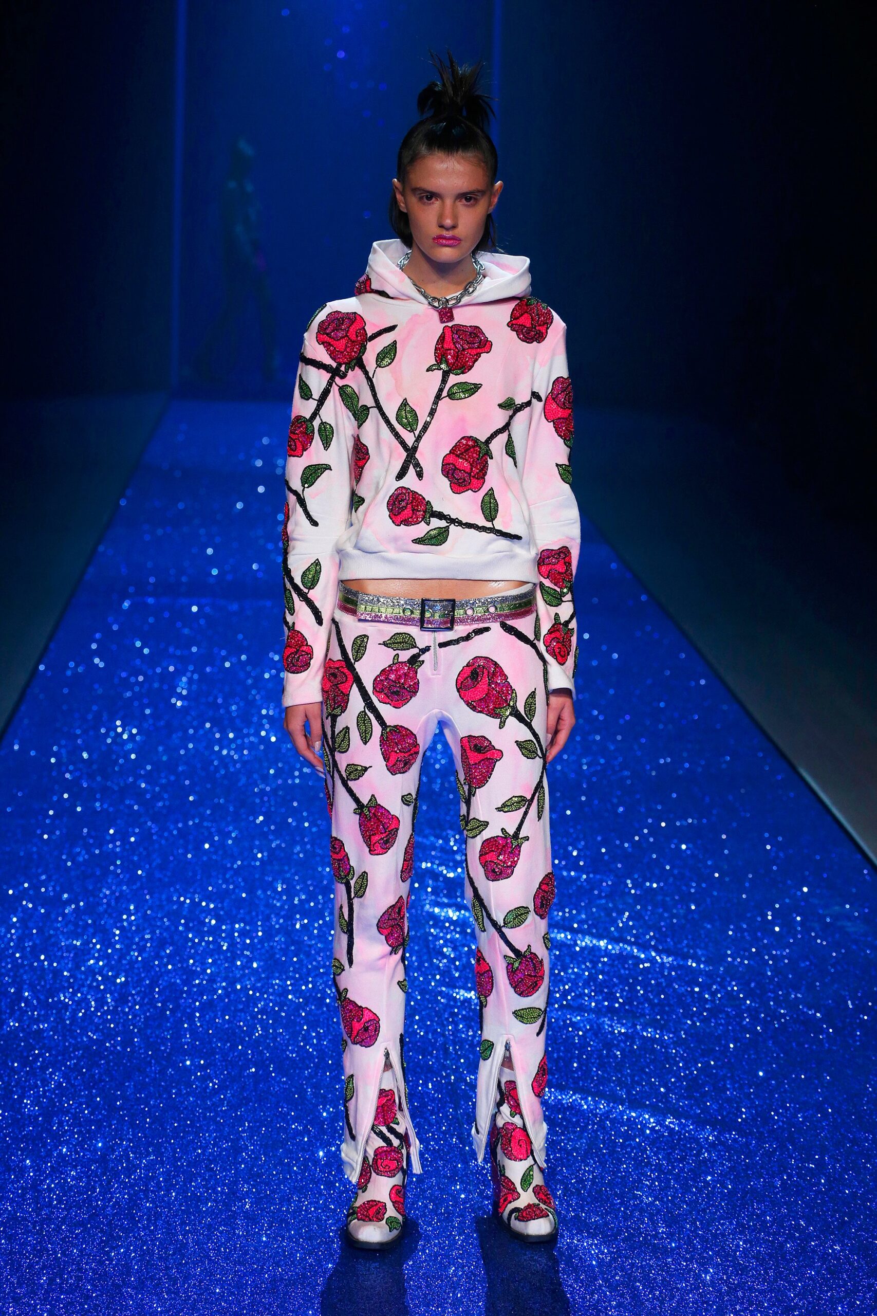 Discount Universe Australia Resort 17 Look 22