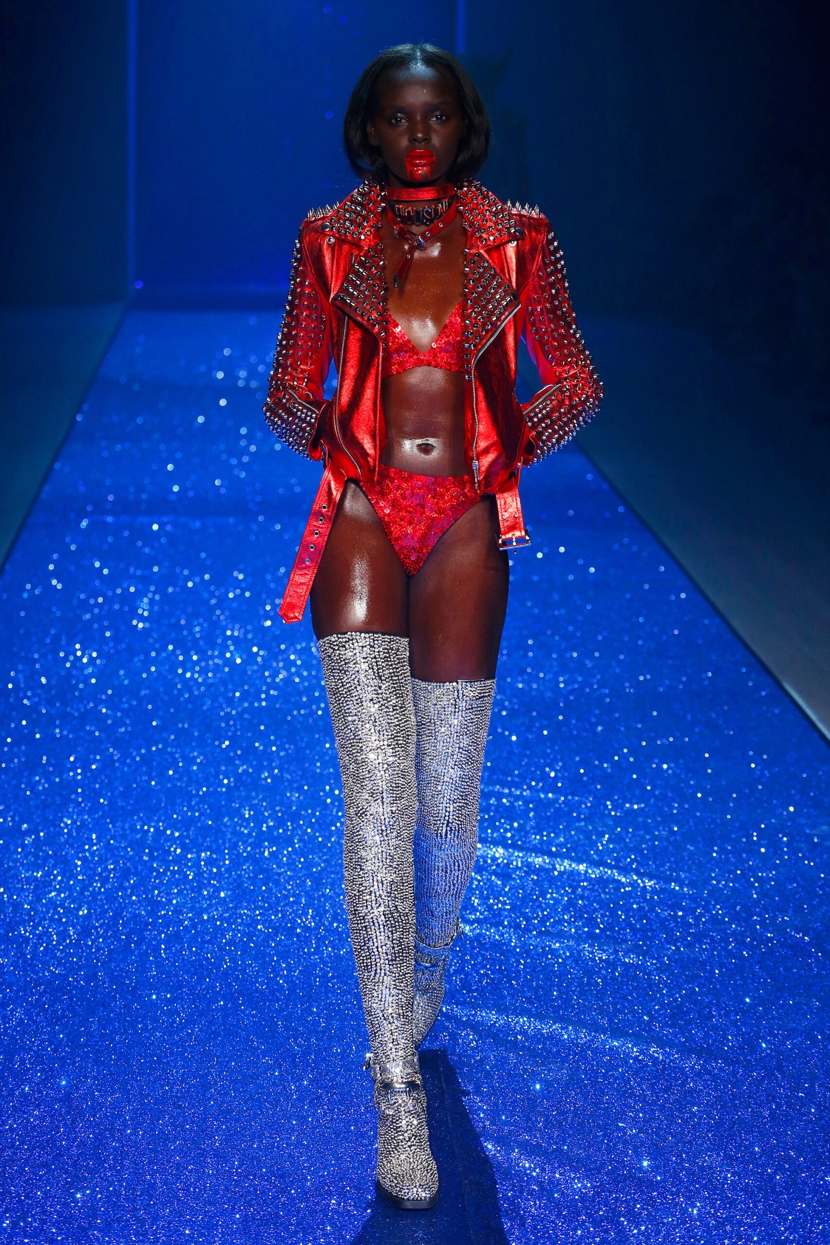 Discount Universe Australia Resort 17 Look 27