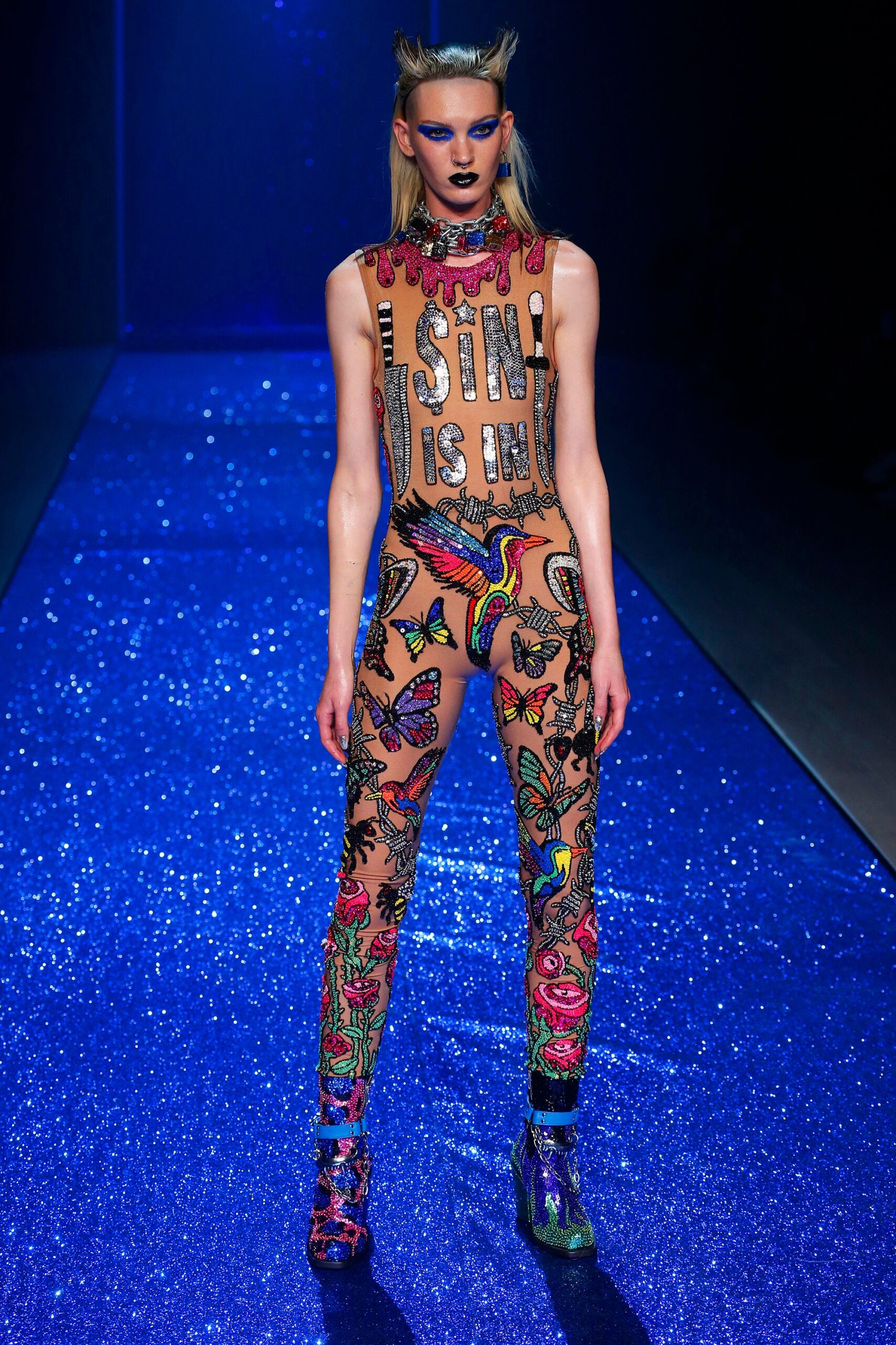 Discount Universe Australia Resort 17 Look 30