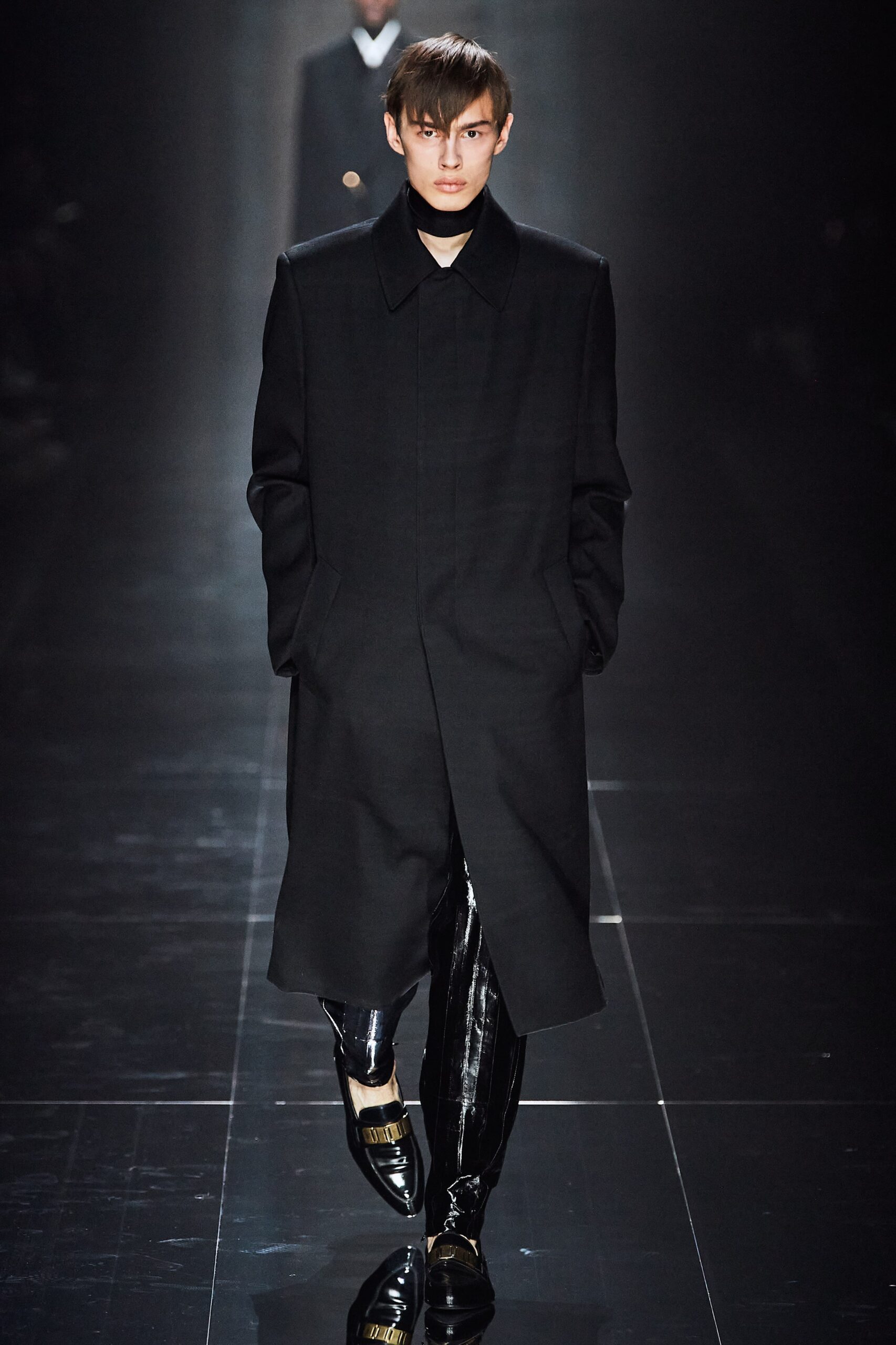 Dunhill F/W 20 Menswear Look 1