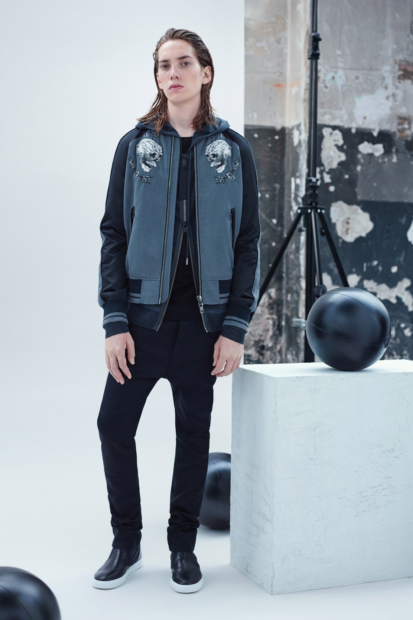 Diesel Black Gold Resort 16 Look 17