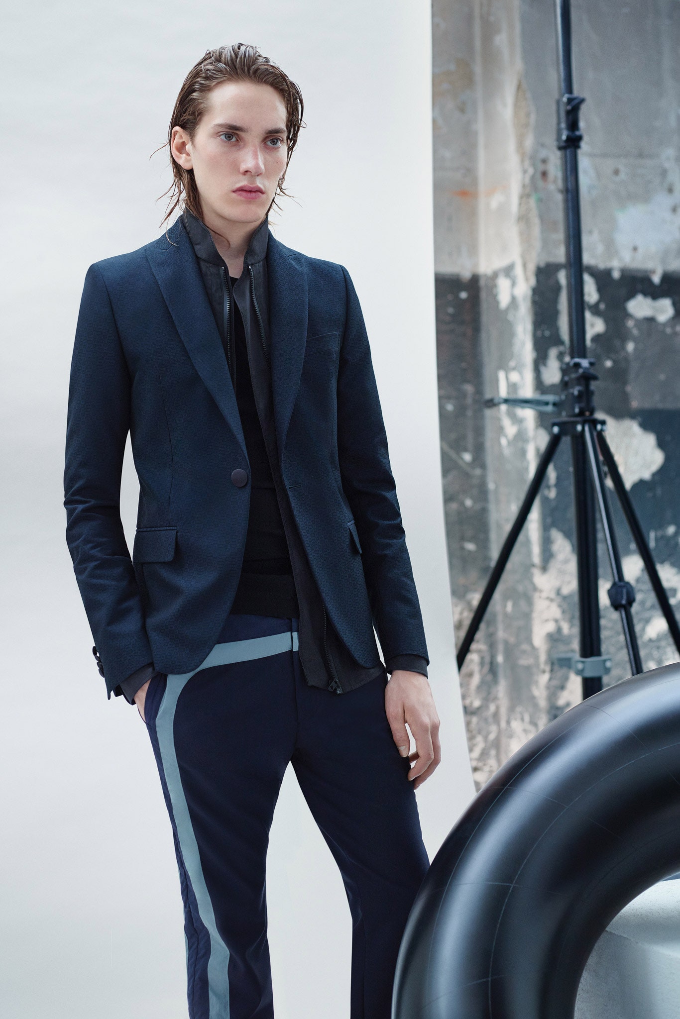 Diesel Black Gold Resort 16 Look 30