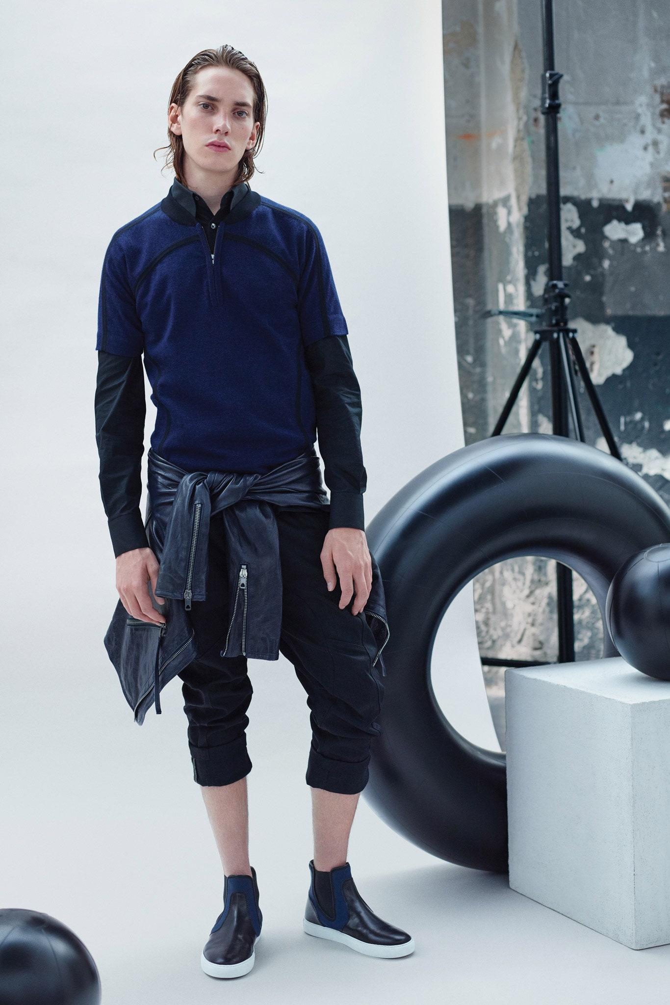 Diesel Black Gold Resort 16 Look 31