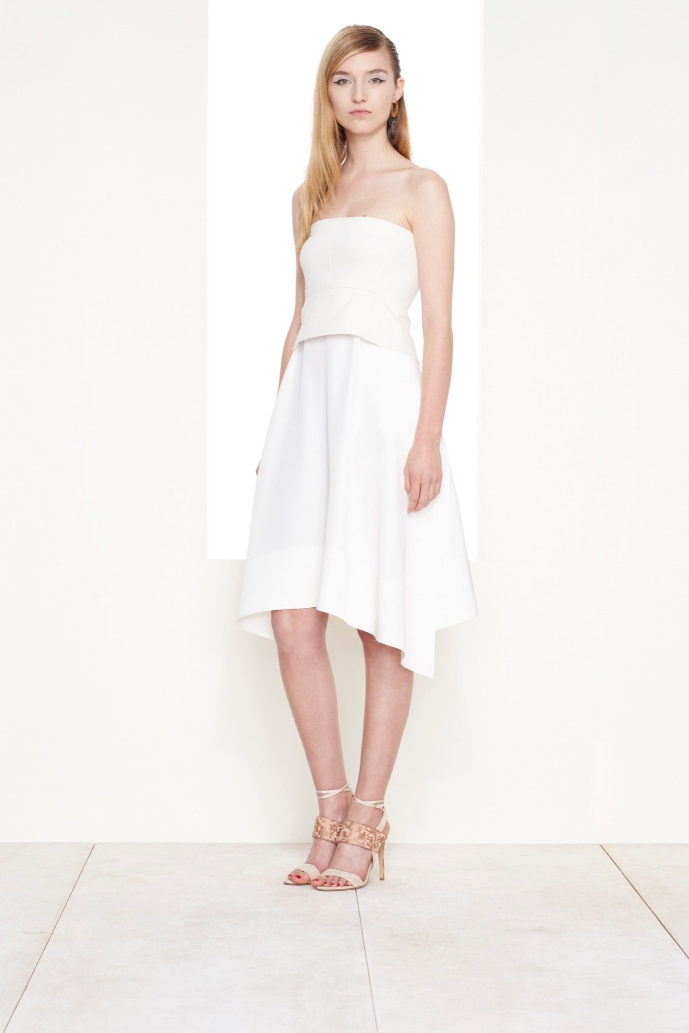 Donna Karan Resort 16 Look 3
