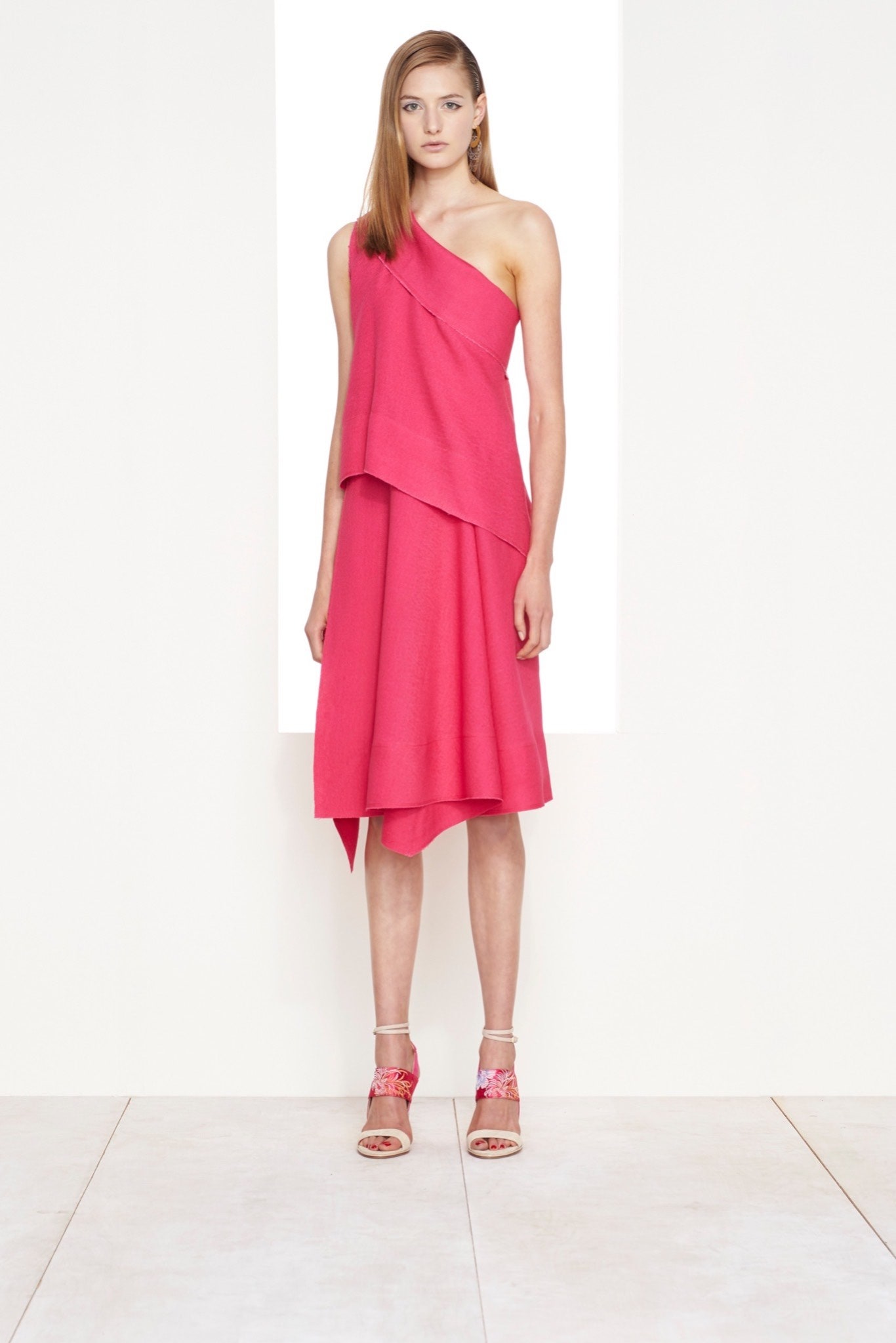 Donna Karan Resort 16 Look 10