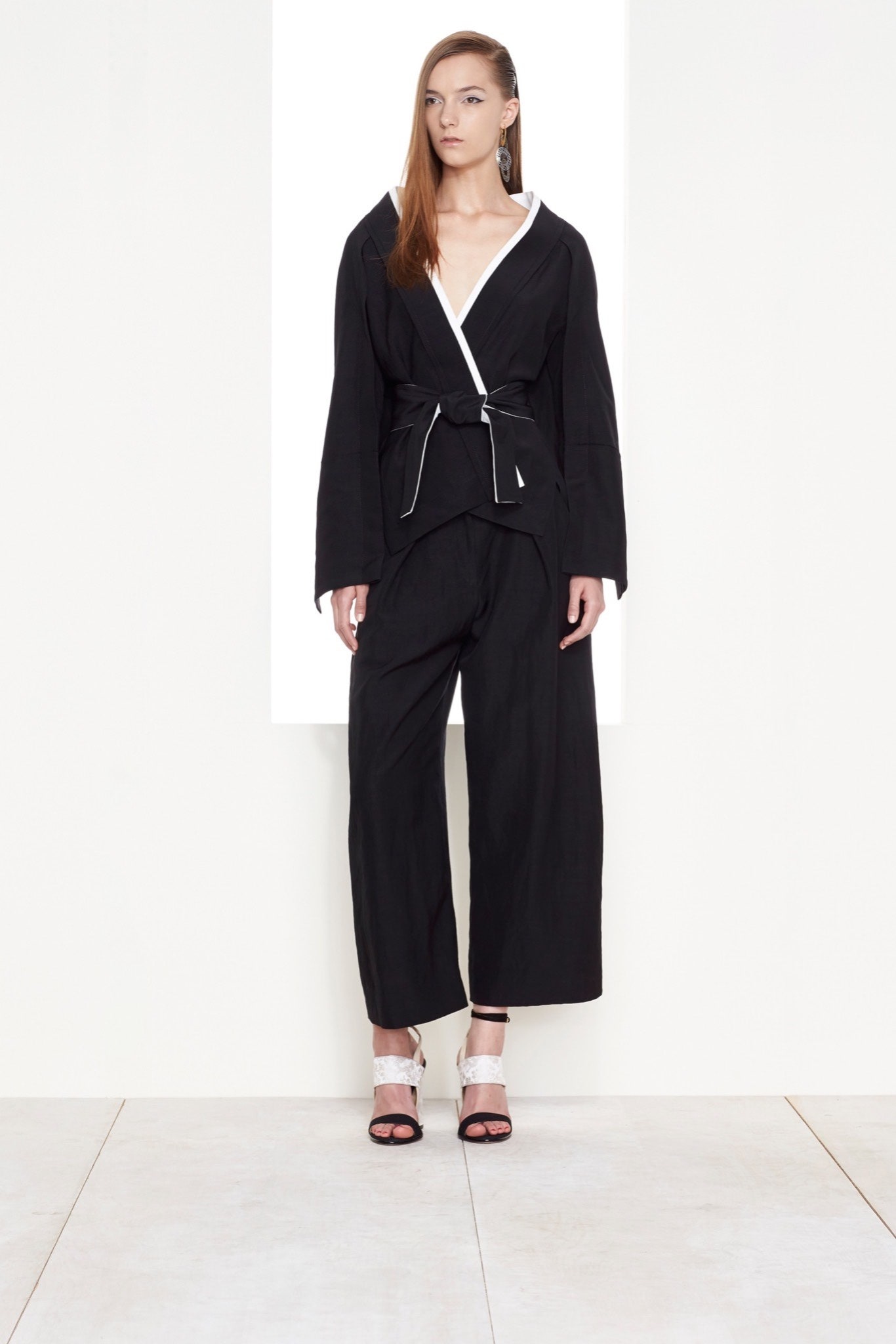 Donna Karan Resort 16 Look 11