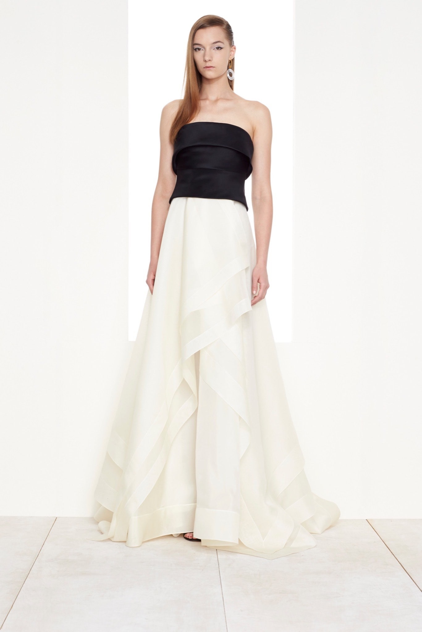 Donna Karan Resort 16 Look 31