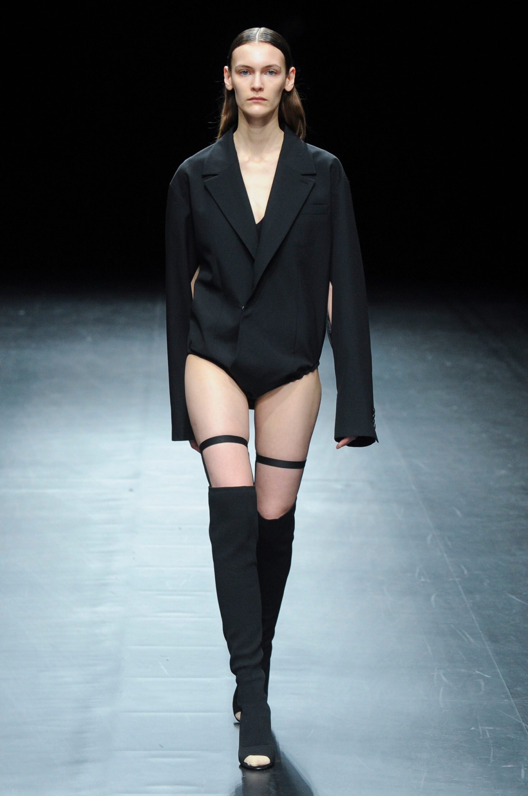 DressedUndressed Tokyo F/W 18 Look 3