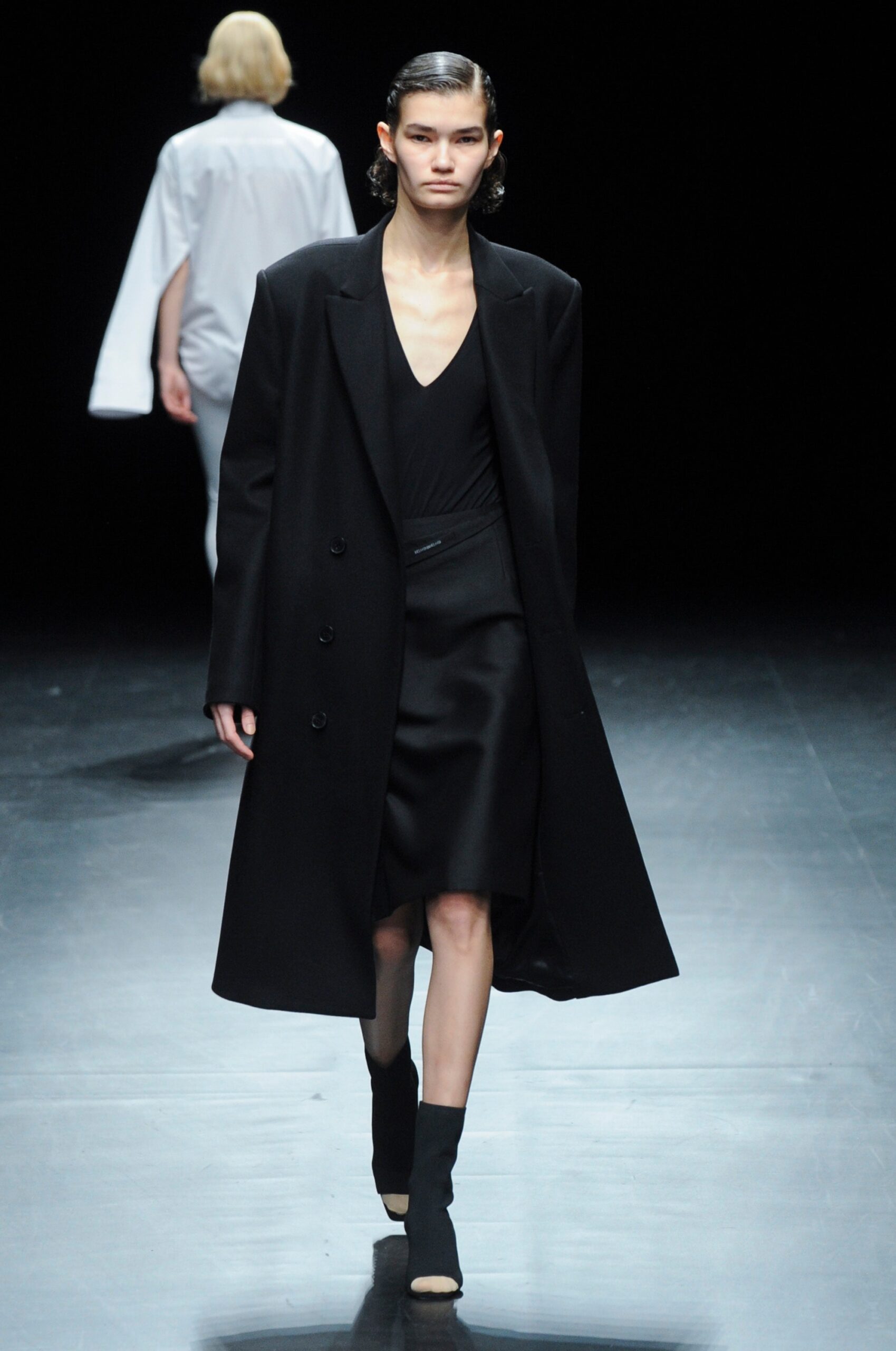 DressedUndressed Tokyo F/W 18 Look 10