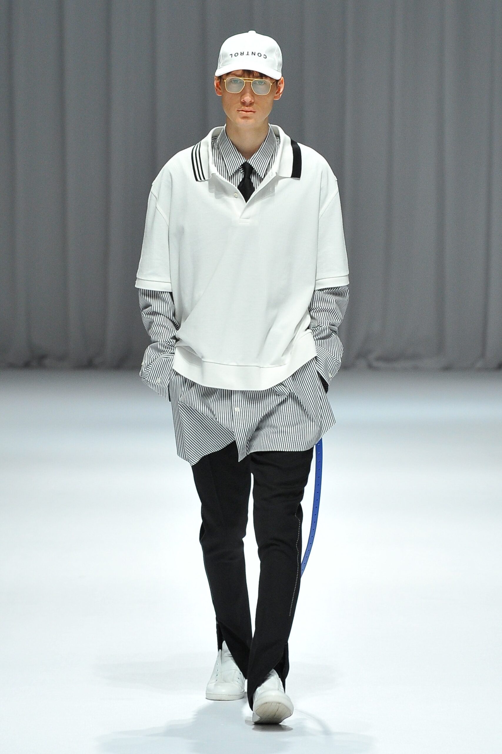 DressedUndressed Tokyo F/W 17 Look 10