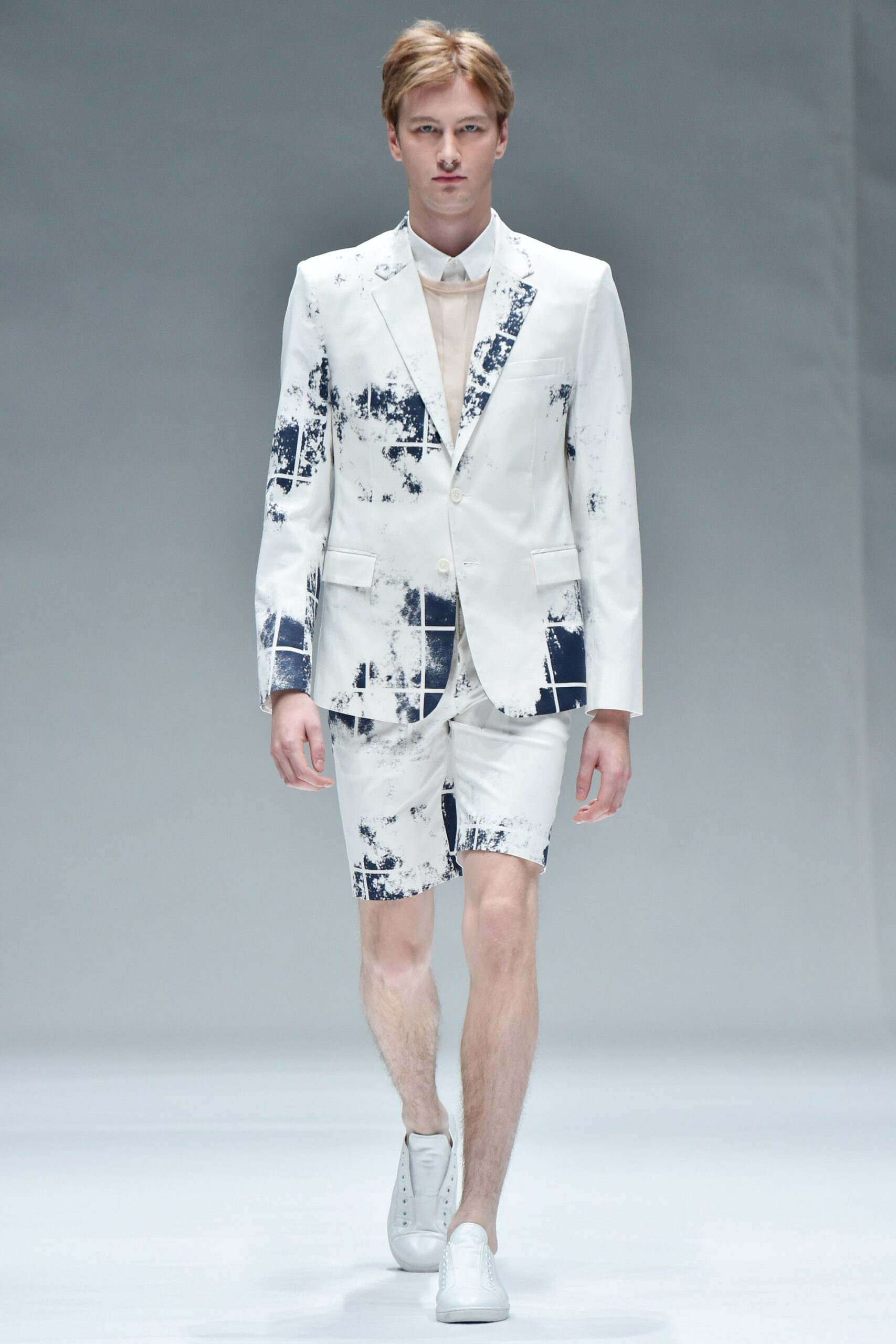 DressedUndressed Tokyo S/S 16 Look 13