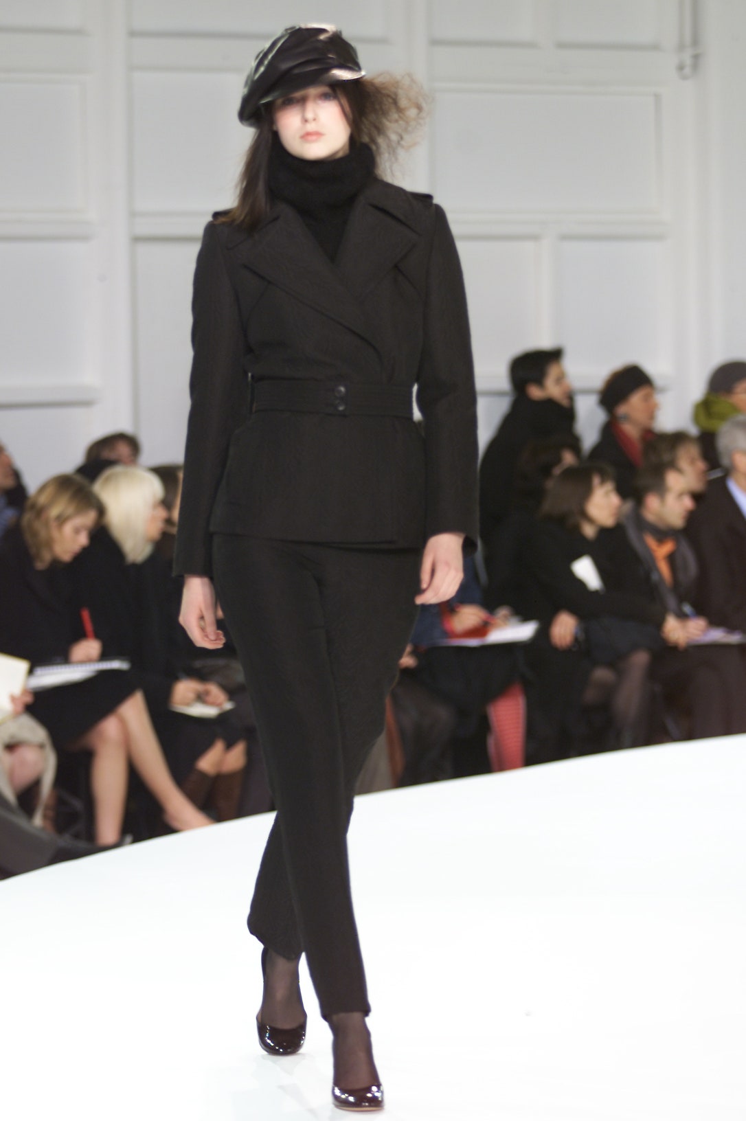 Dries Van Noten F/W 01 Look 7