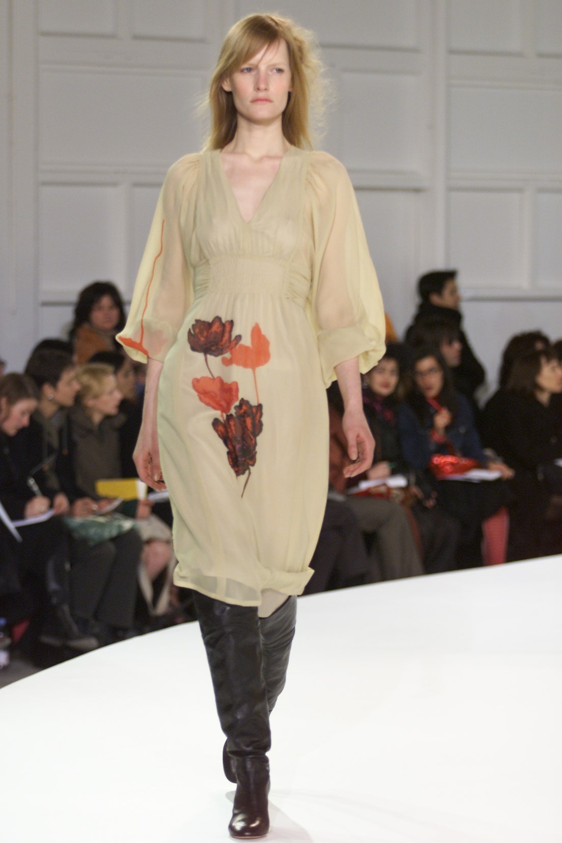 Dries Van Noten F/W 01 Look 45
