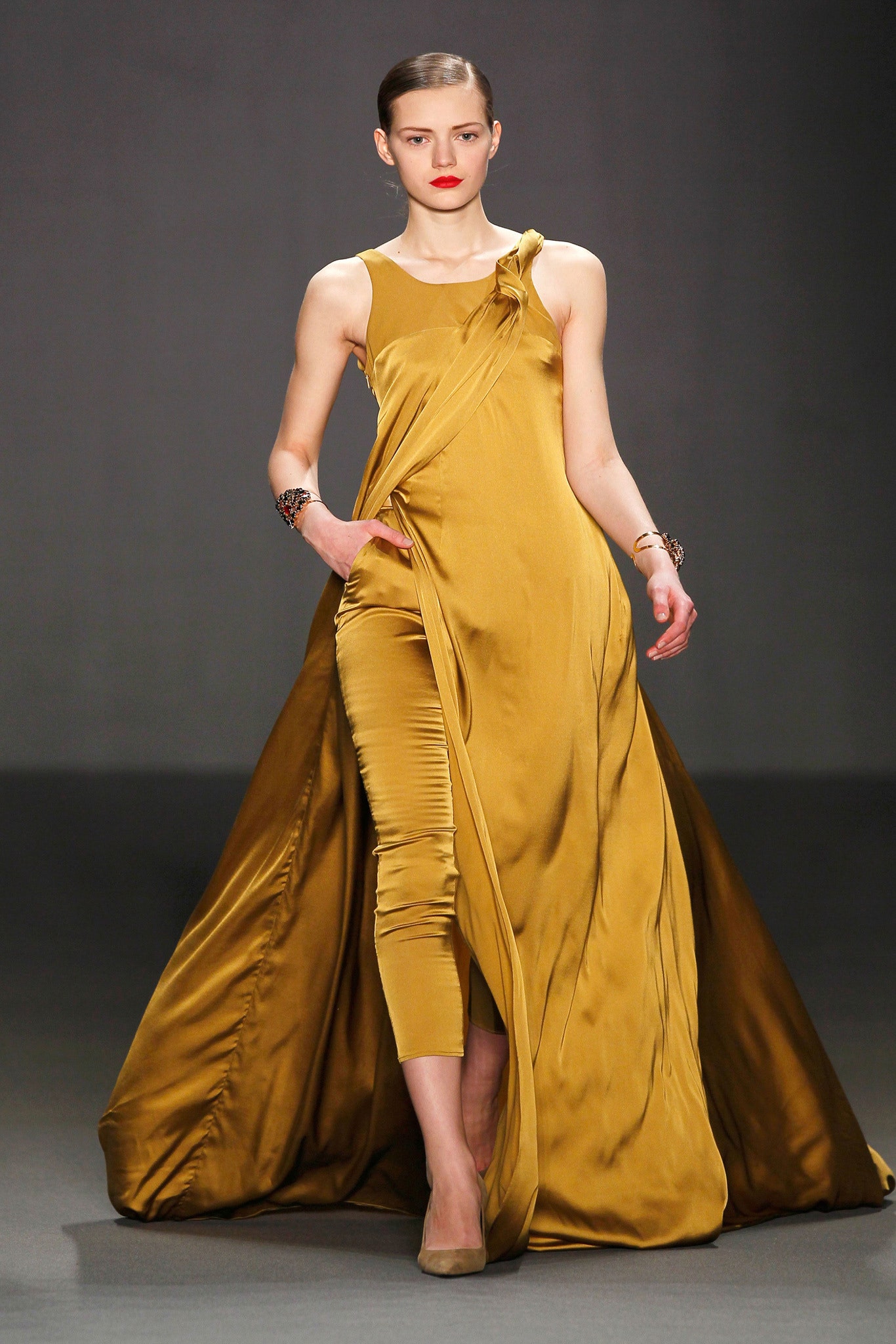 Dorothee Schumacher F/W 13 Look 40
