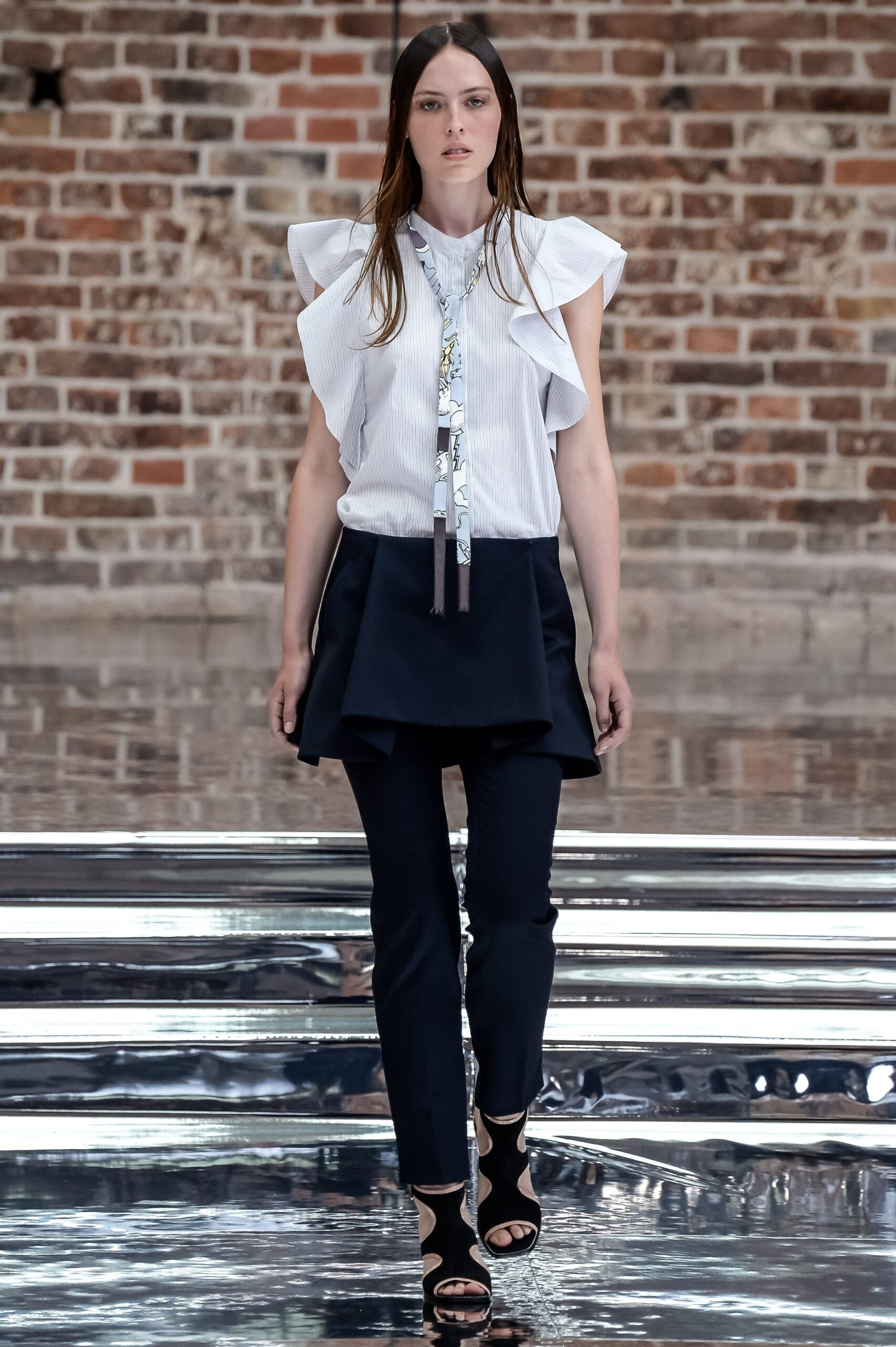 Dorothee Schumacher Berlin S/S 17 Look 8