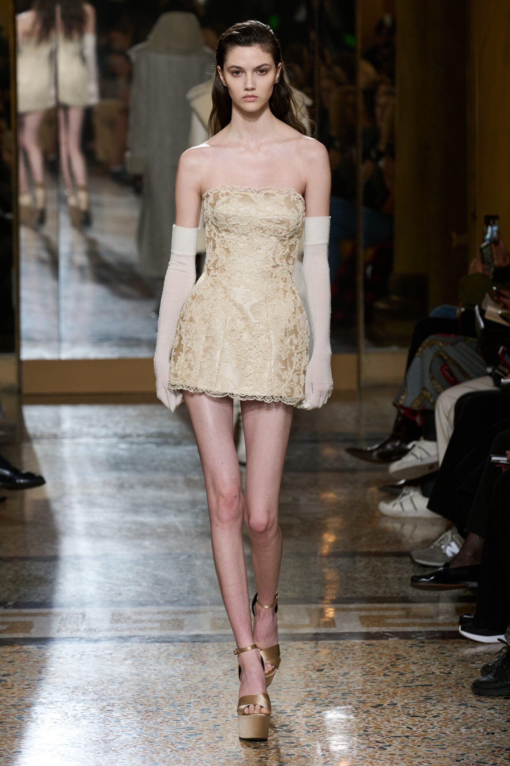 Ermanno Scervino F/W 23 Look 1