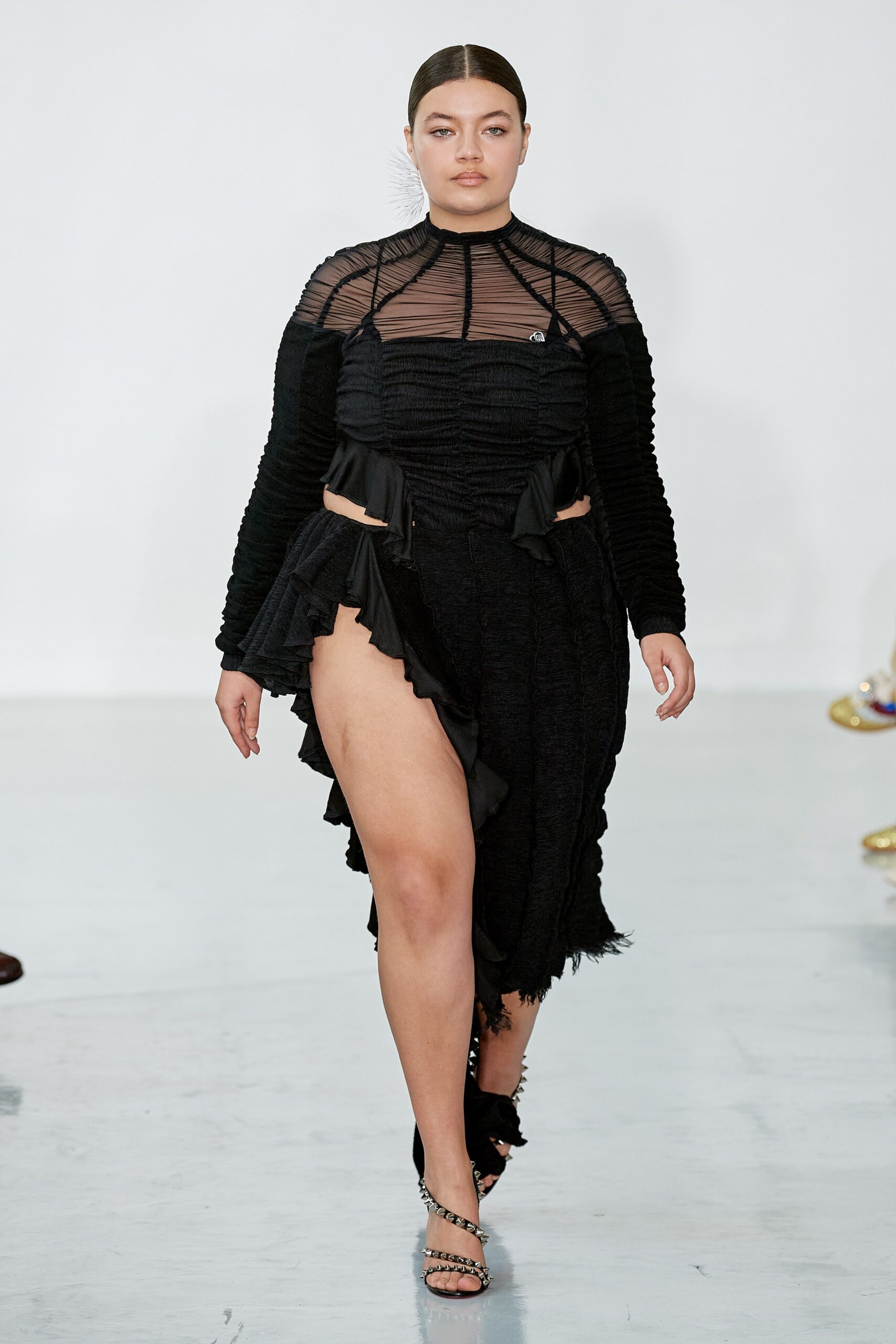 Ester Manas F/W 22 Look 1
