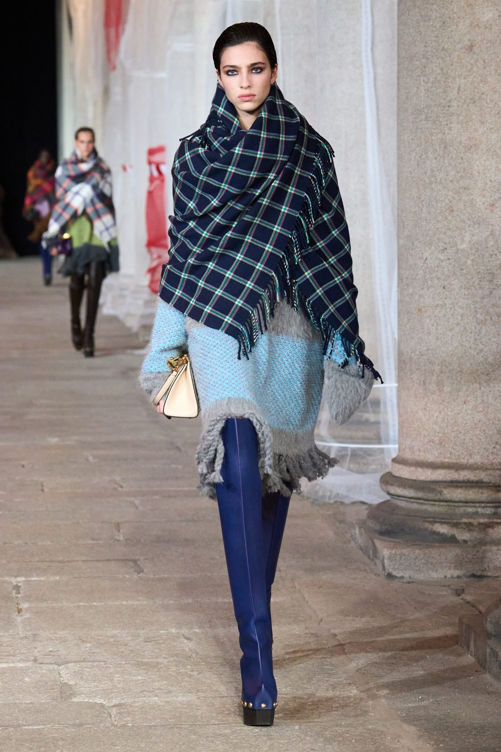 Etro F/W 23 Look 1