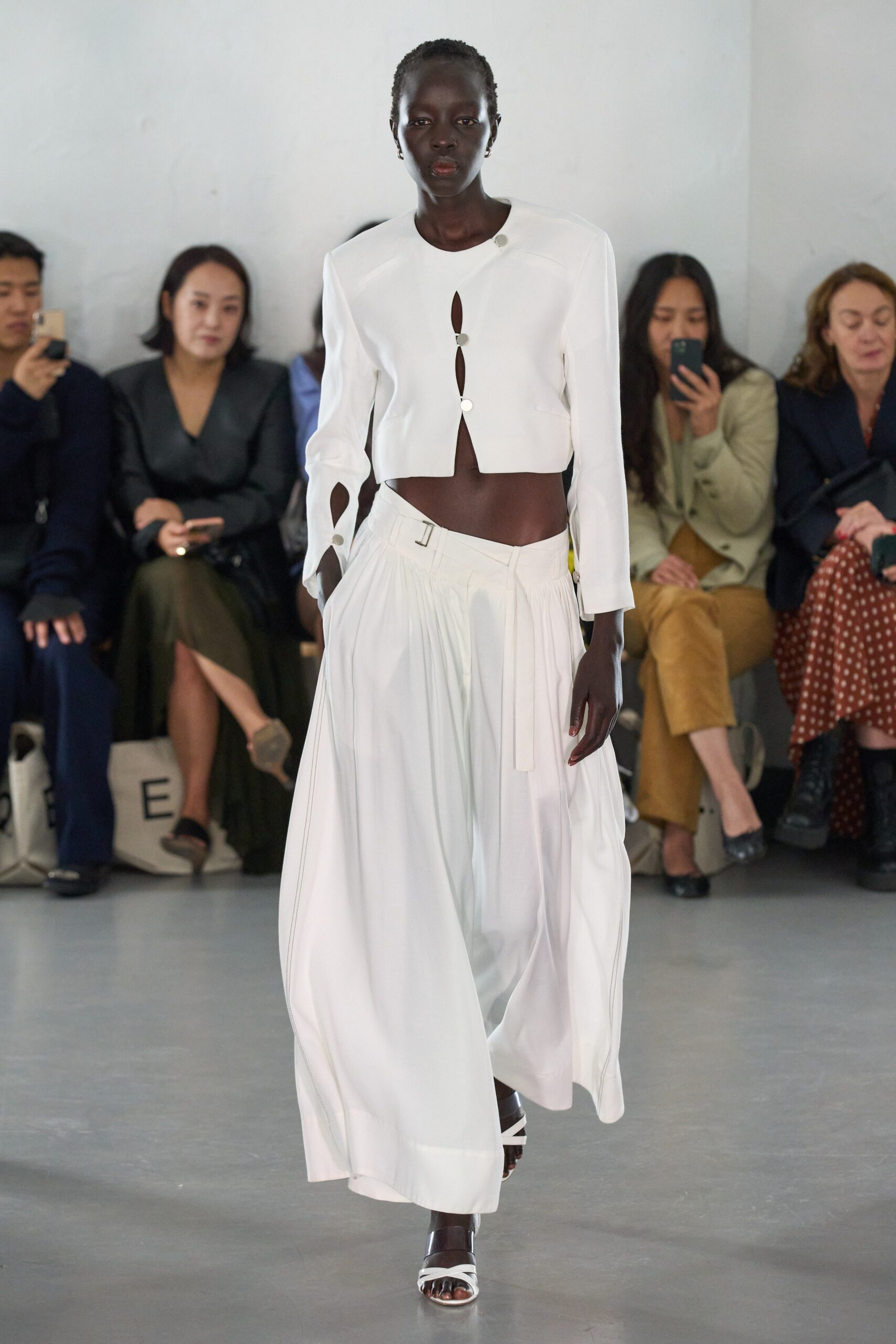 Eudon Choi S/S 23 Look 1
