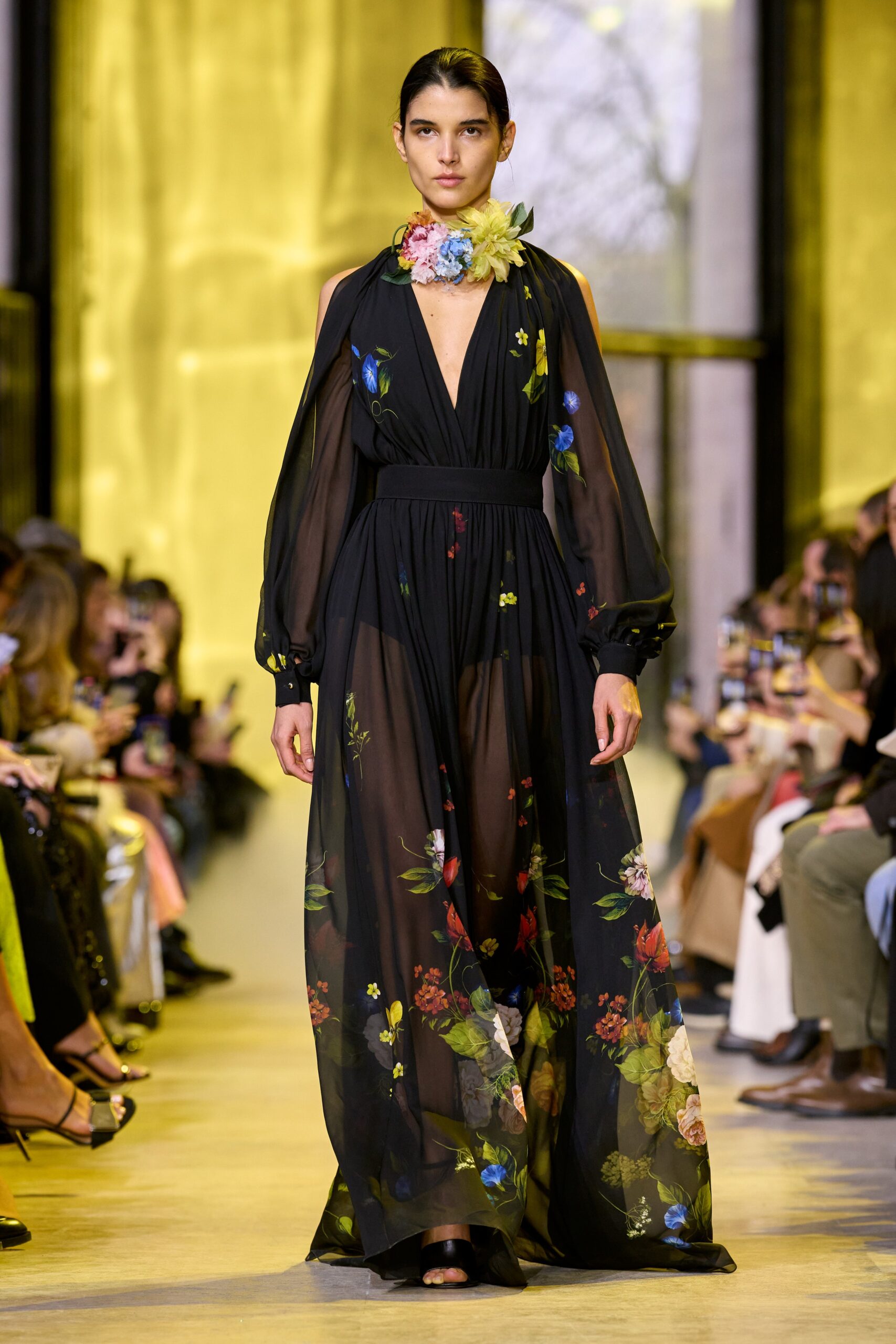Elie Saab F/W 23 Look 2