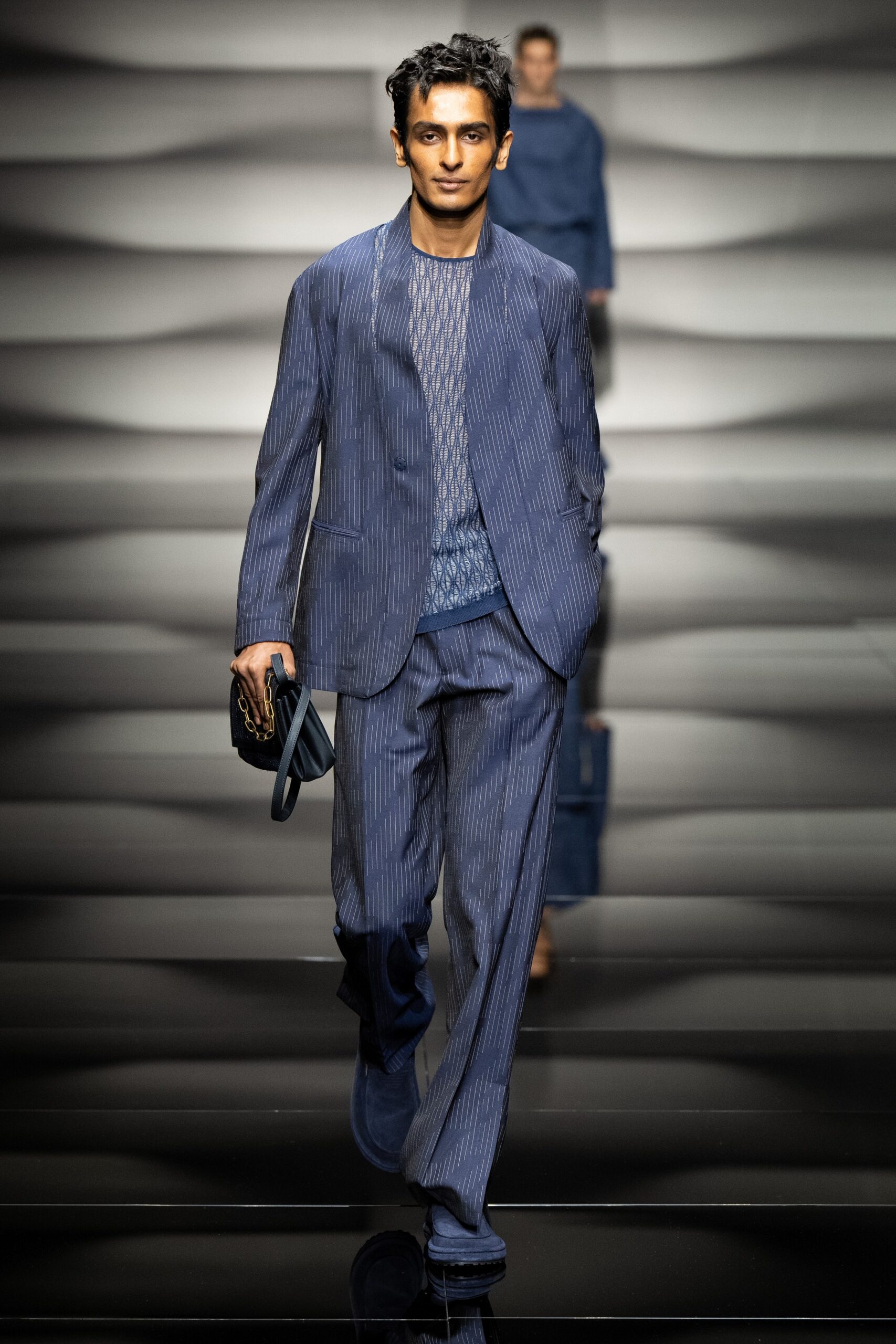 Emporio Armani S/S 23 Menswear Look 2