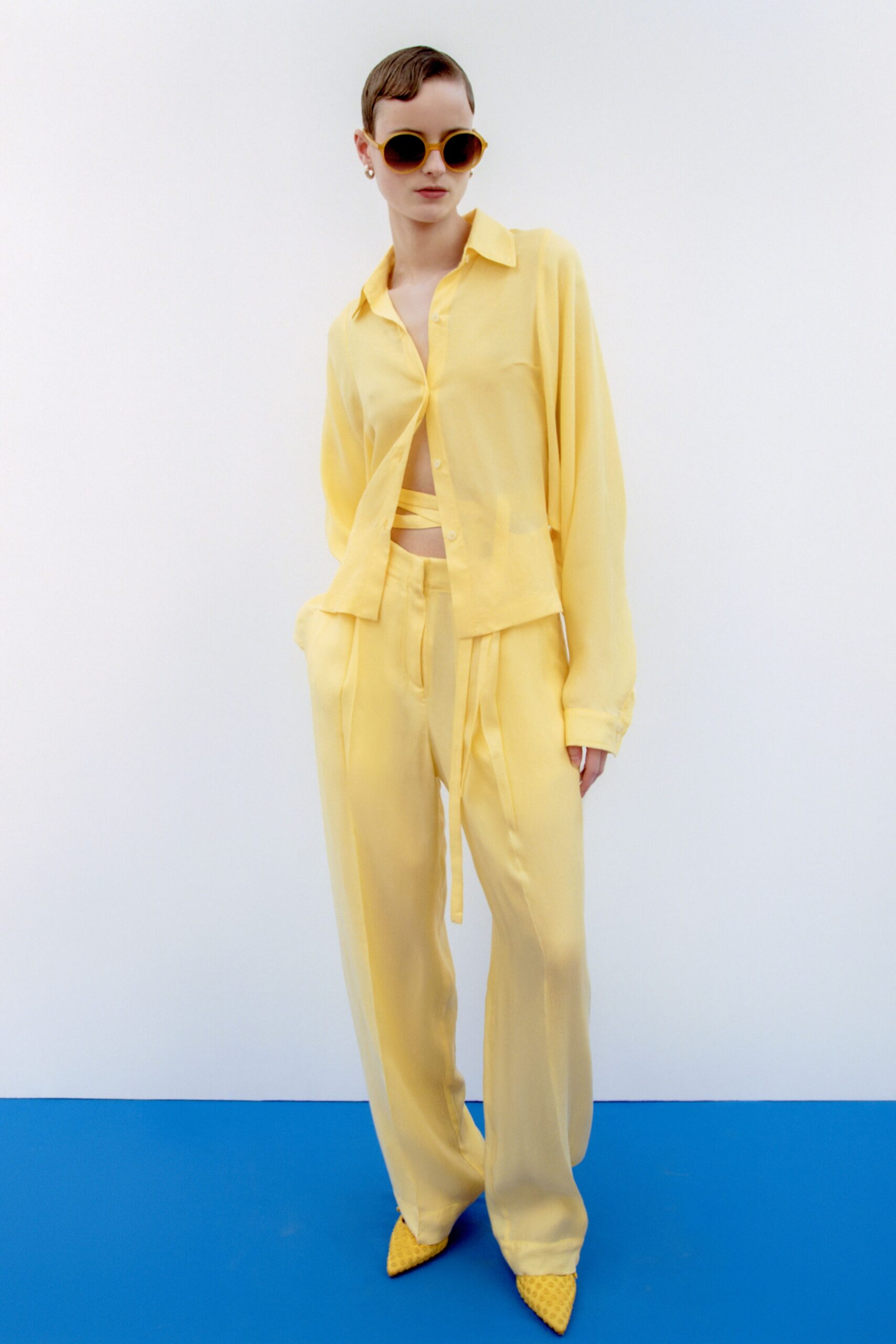 Eudon Choi Resort 23 Look 2