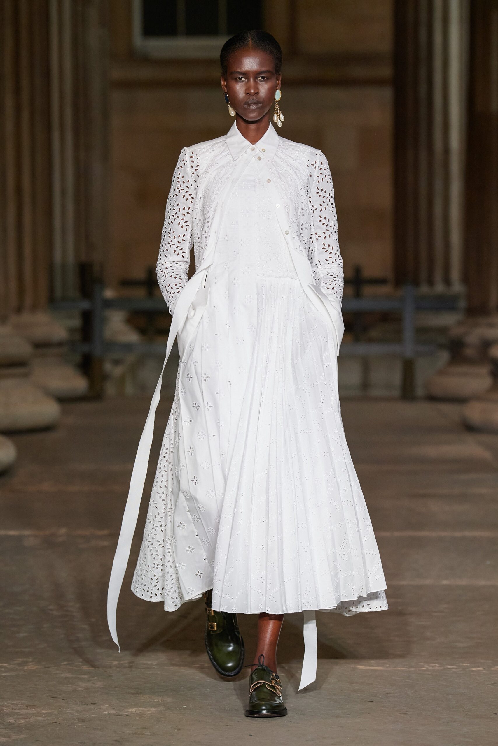 Erdem S/S 22 Look 3