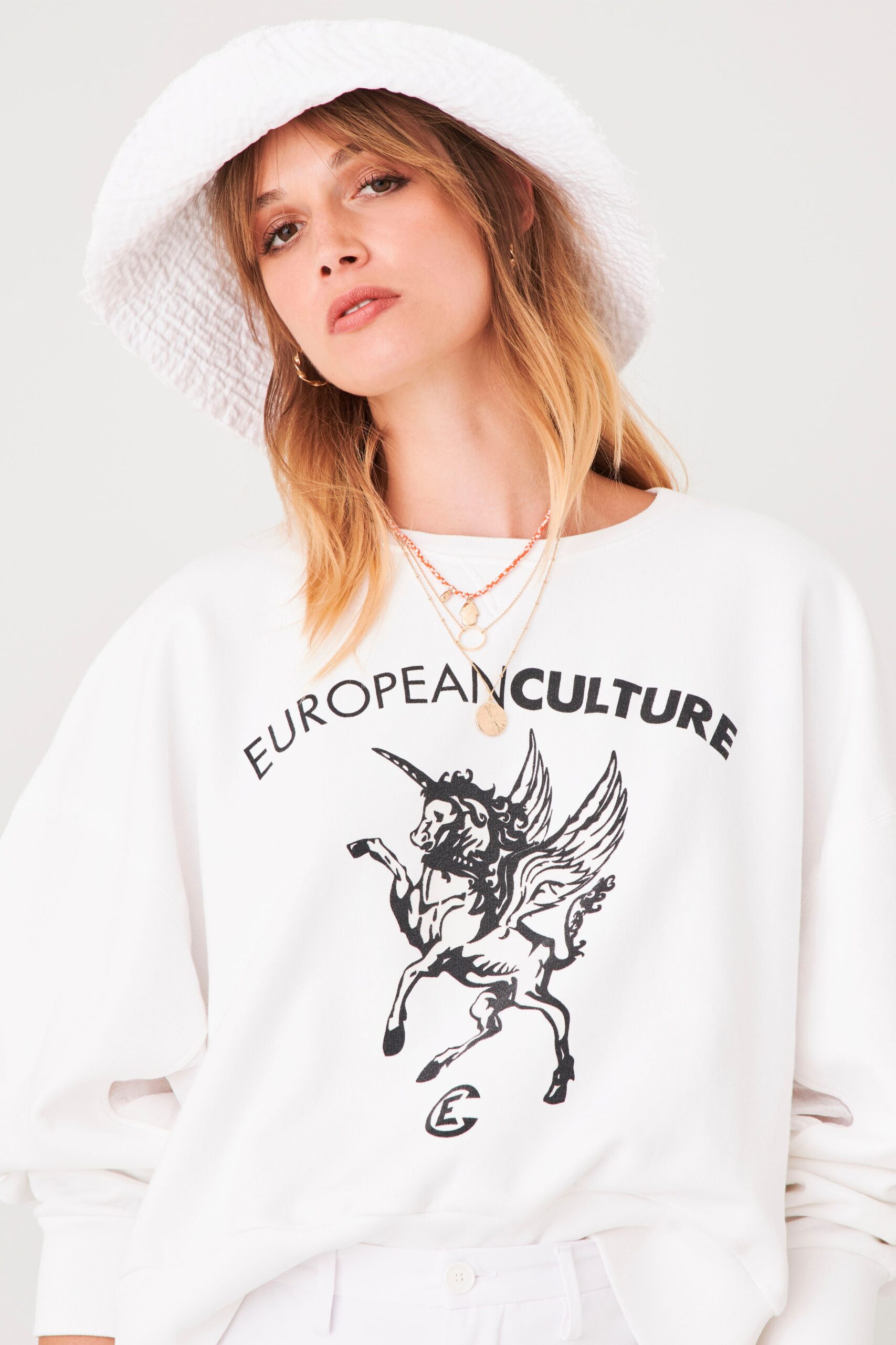 European Culture S/S 21 Look 4