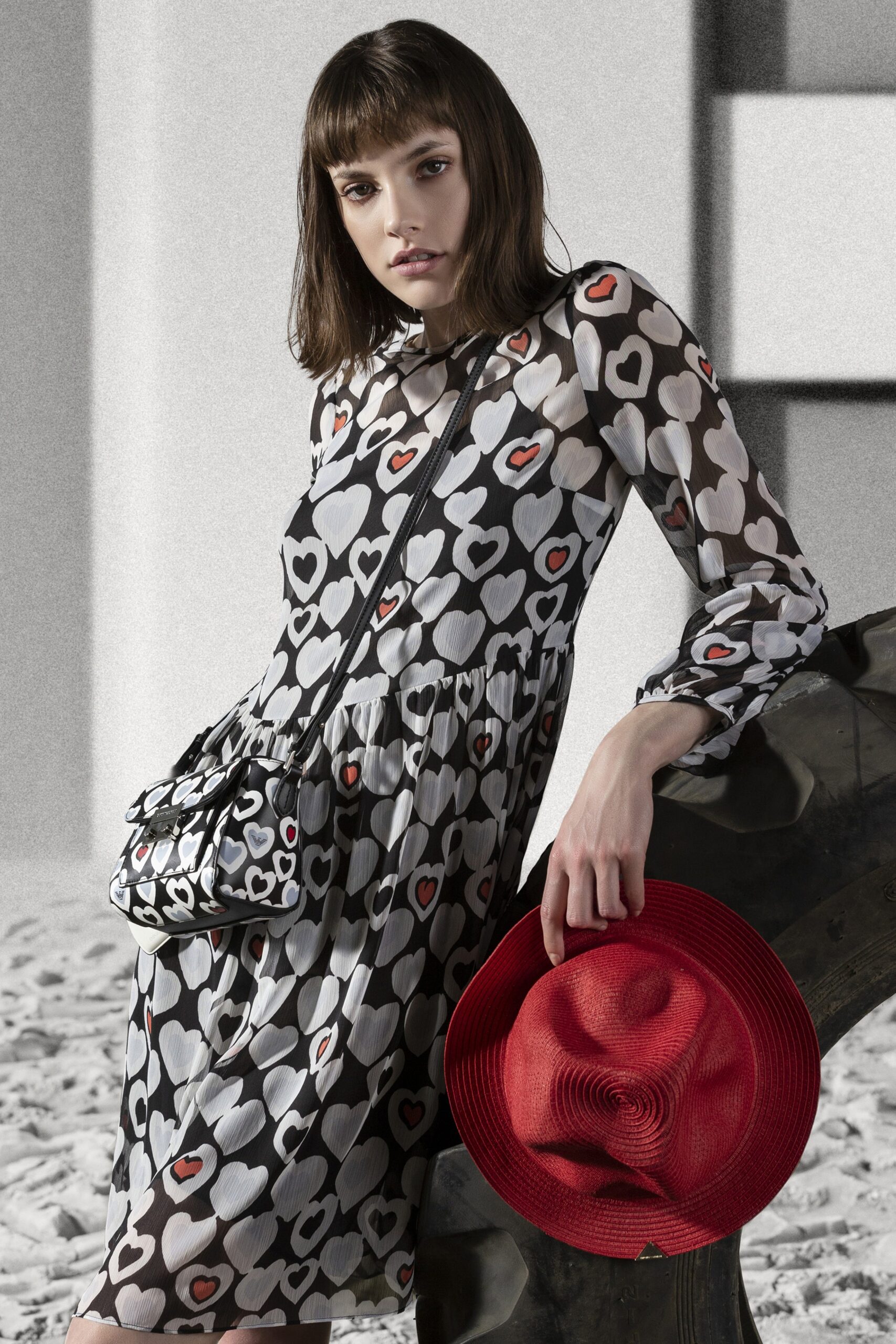 Emporio Armani Resort 19 Look 4
