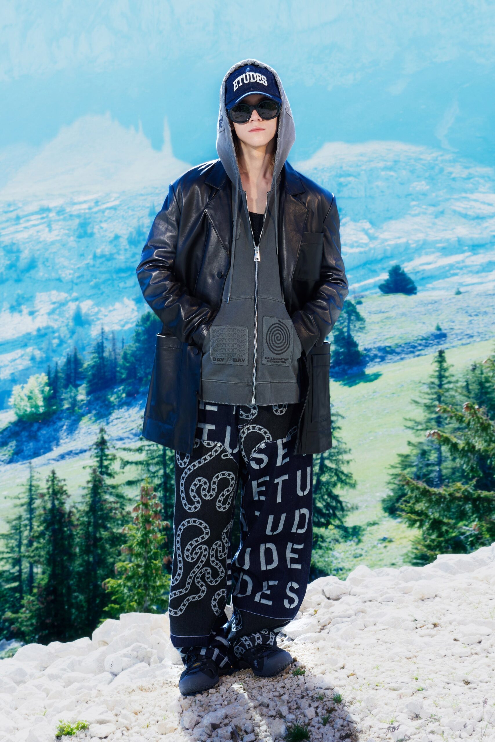 Études S/S 22 Menswear Look 4