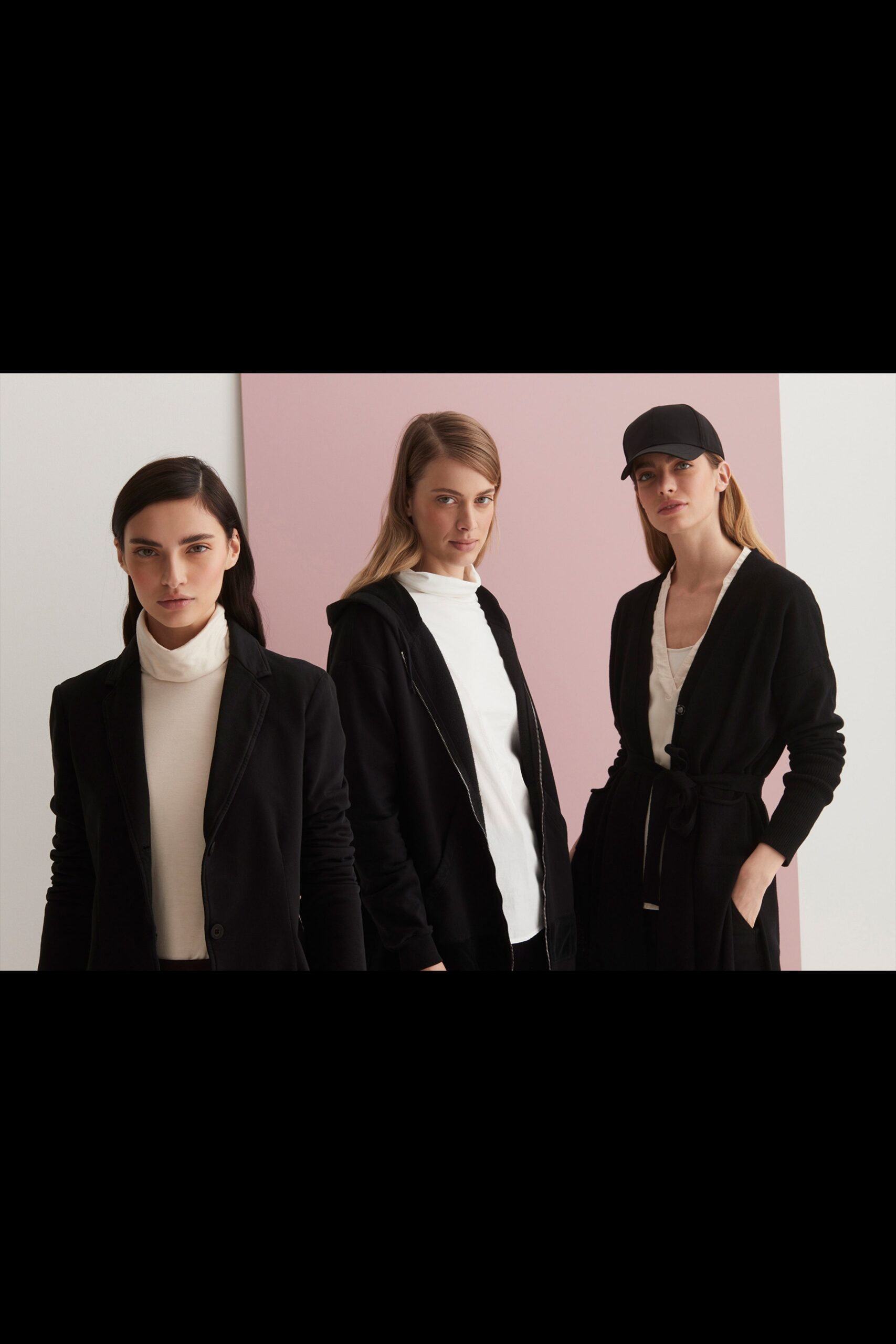 European Culture F/W 22 Look 4
