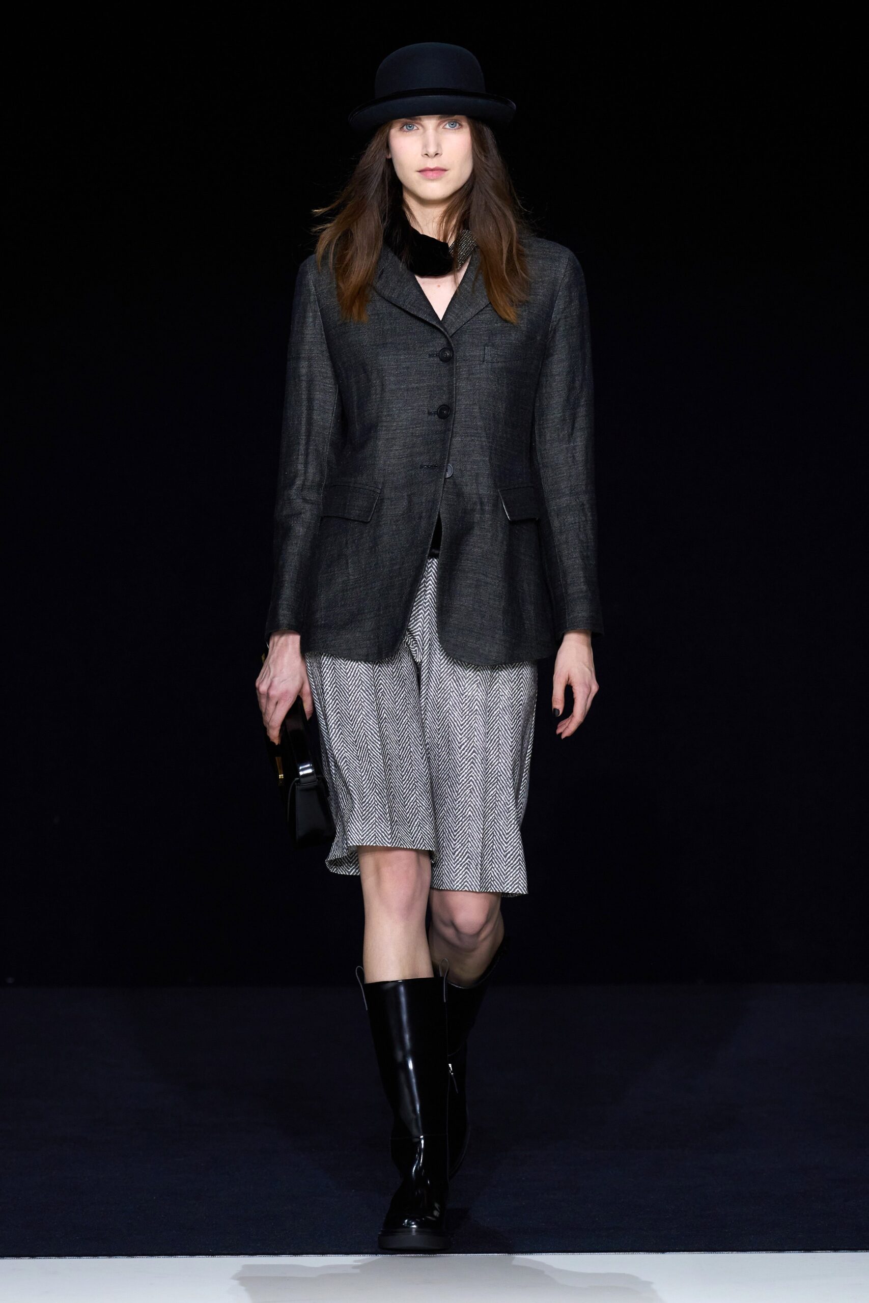 Emporio Armani F/W 23 Look 4