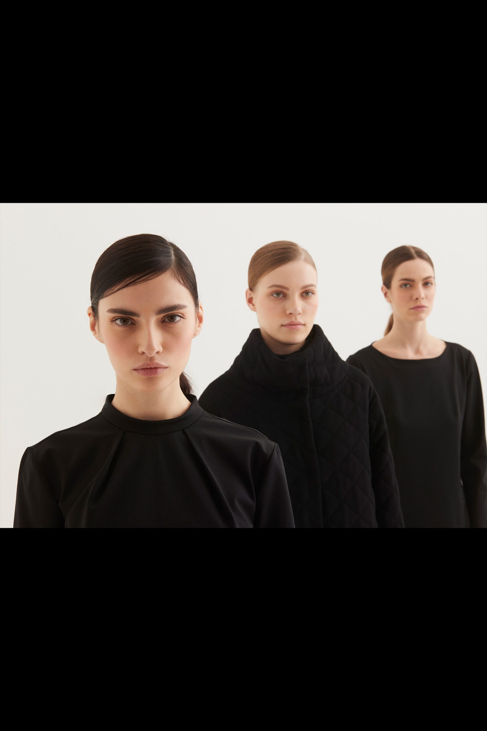 European Culture F/W 22 Look 5