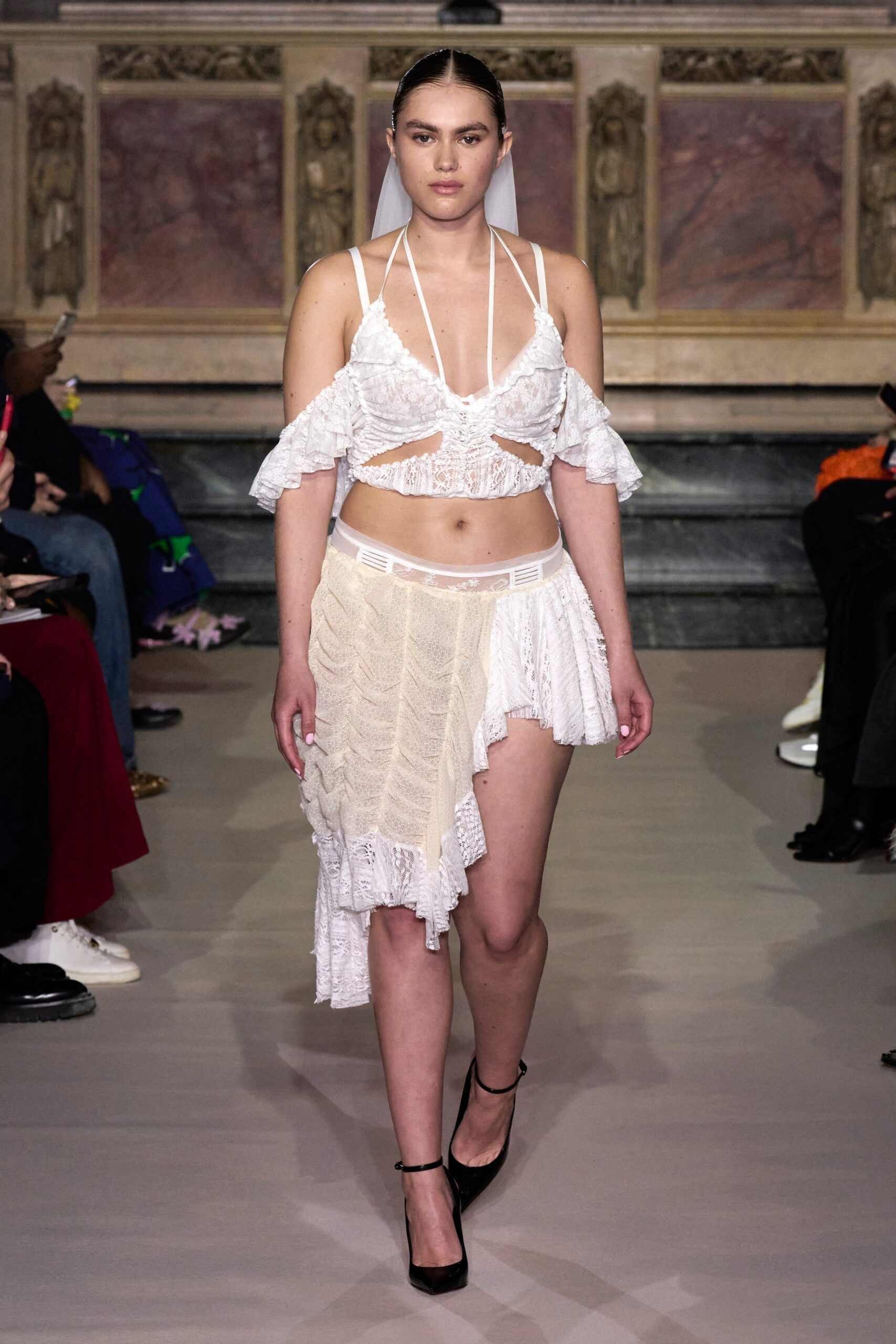 Ester Manas F/W 23 Look 5