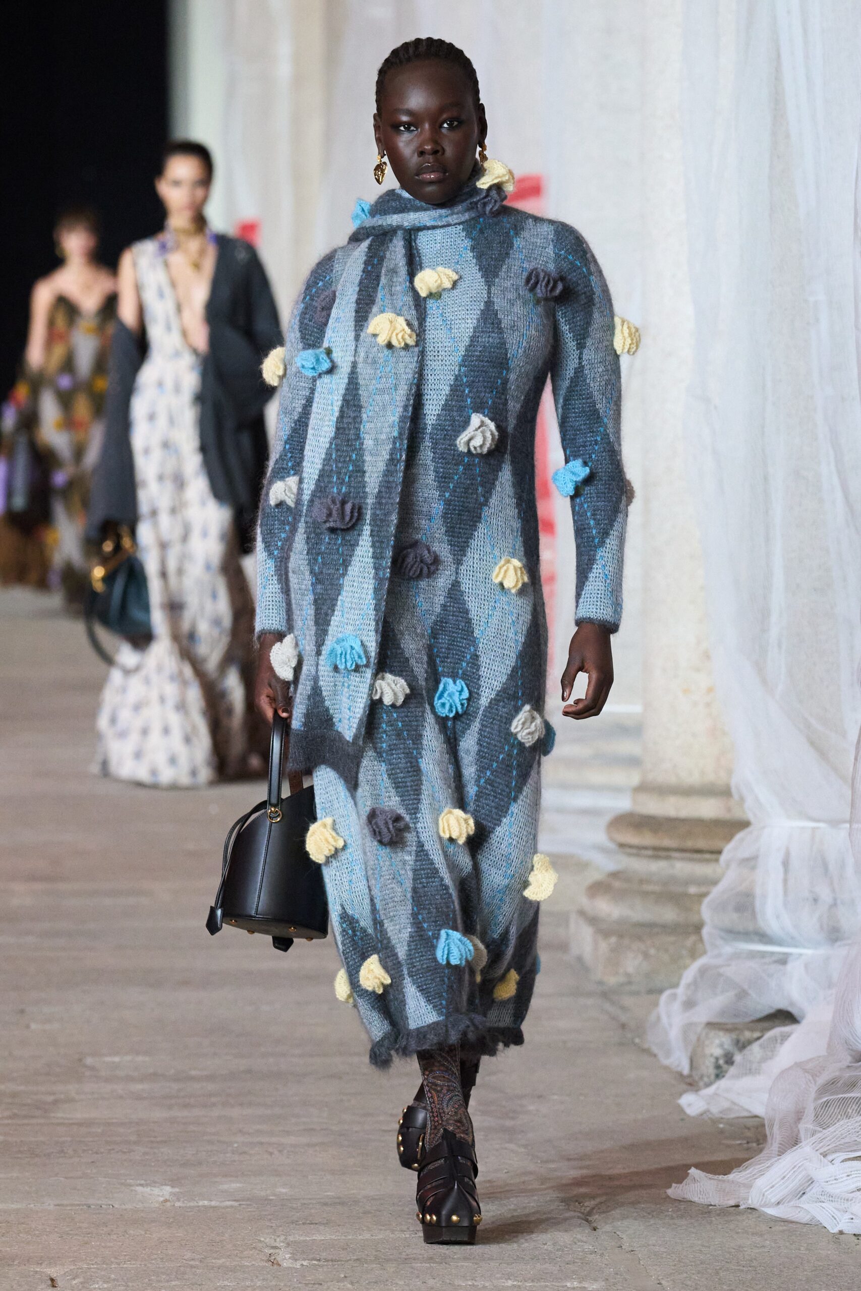 Etro F/W 23 Look 5
